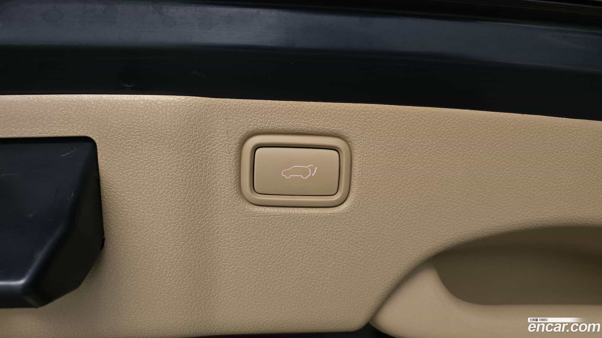 Canival Kia 2018.7-OPTION-024