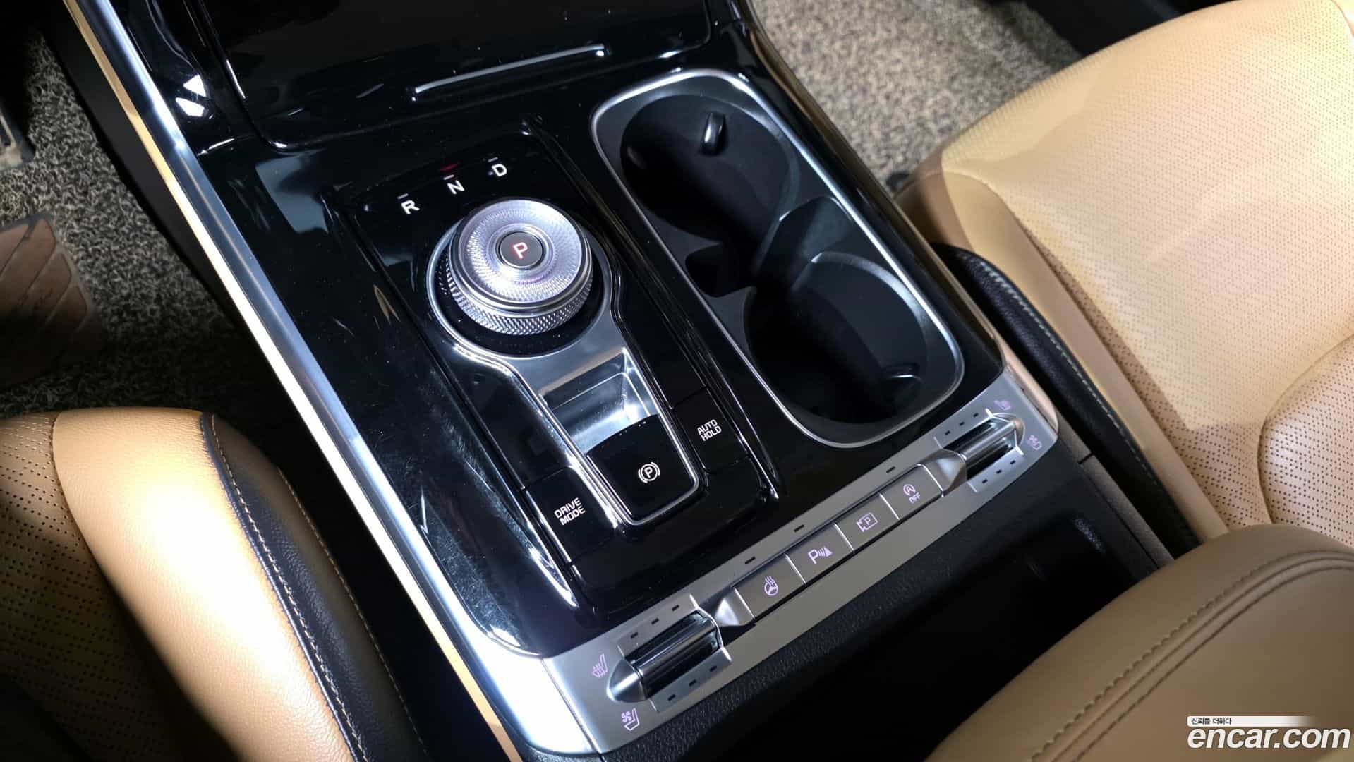 Canival Kia 2021.1-INNER-009