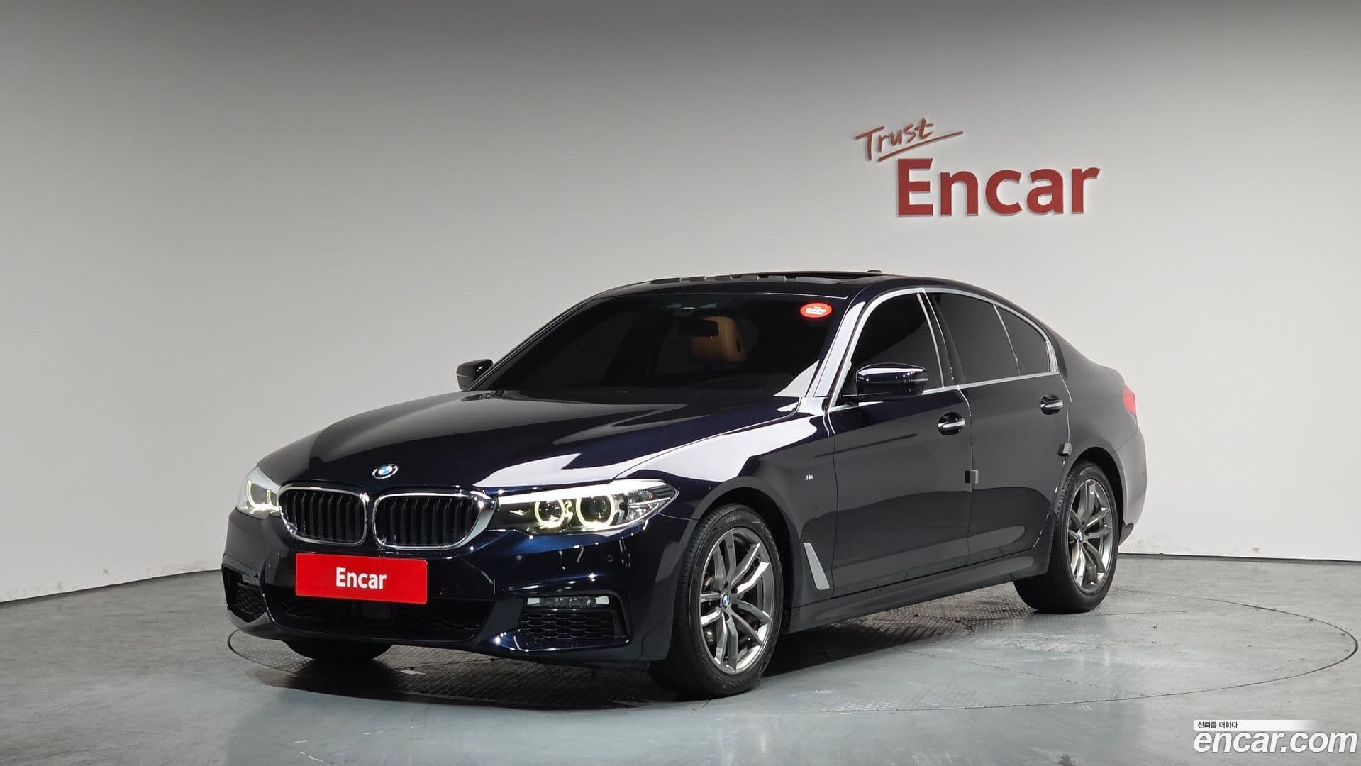 Main__Slider__Photo:5-Series BMW 2017.11-0