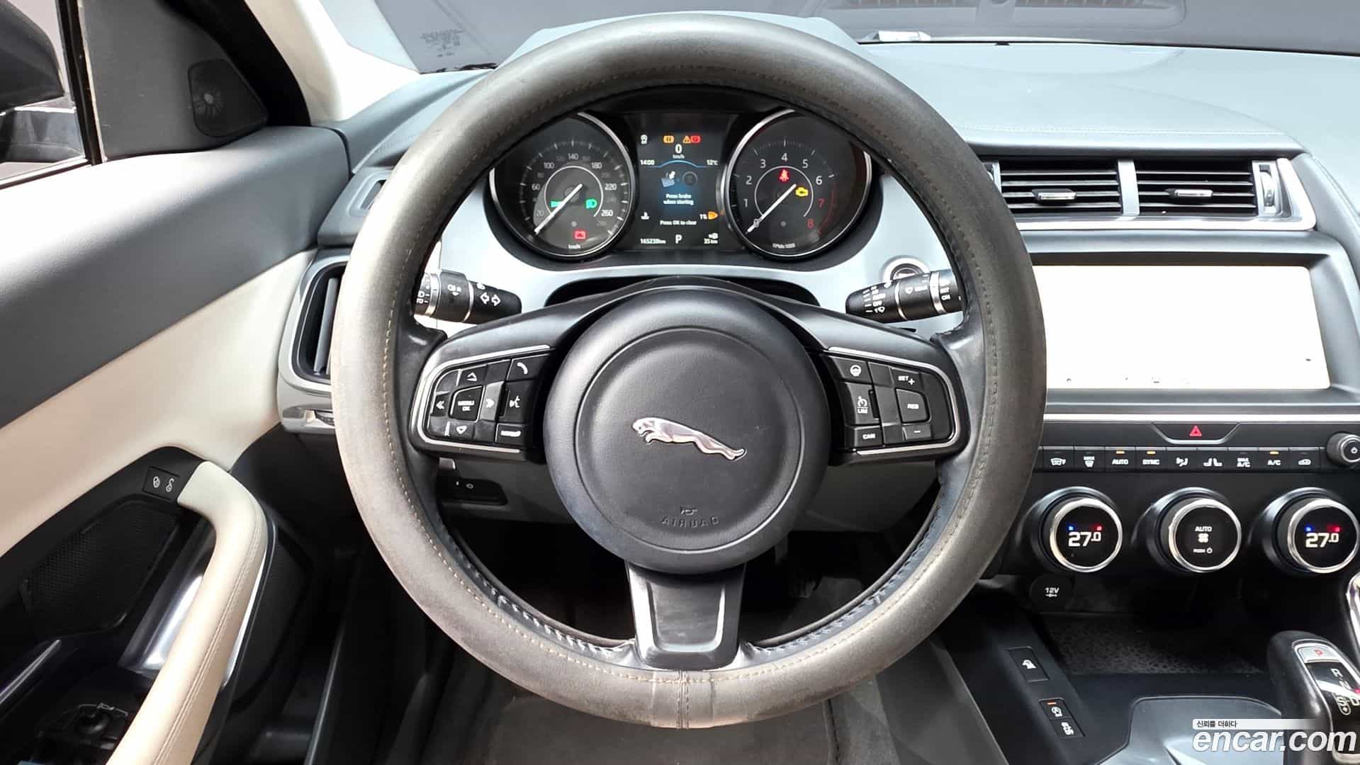 E-PACE Jaguar 2018.3-OPTION-017