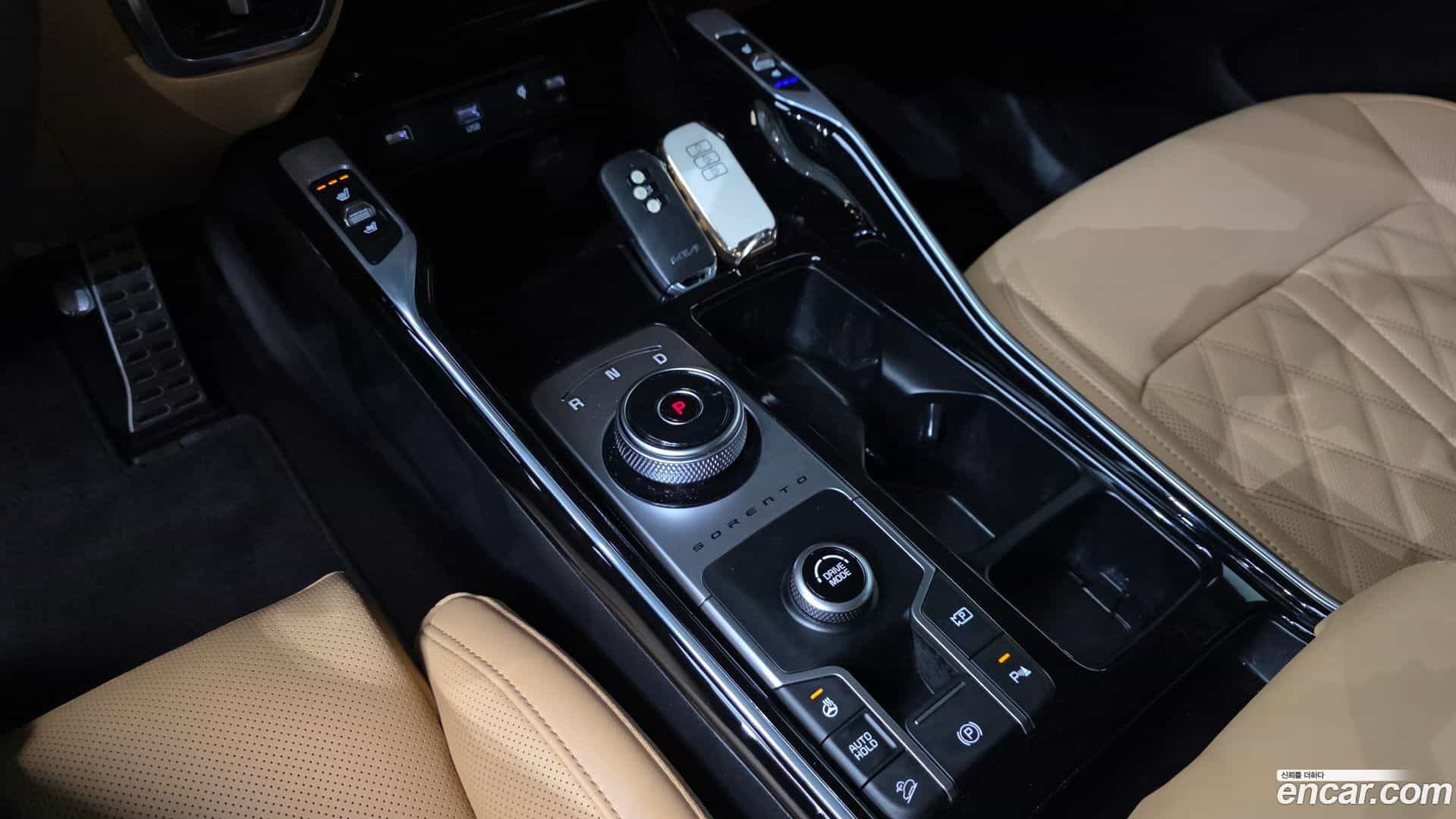 Sorento Kia 2023.2-INNER-009