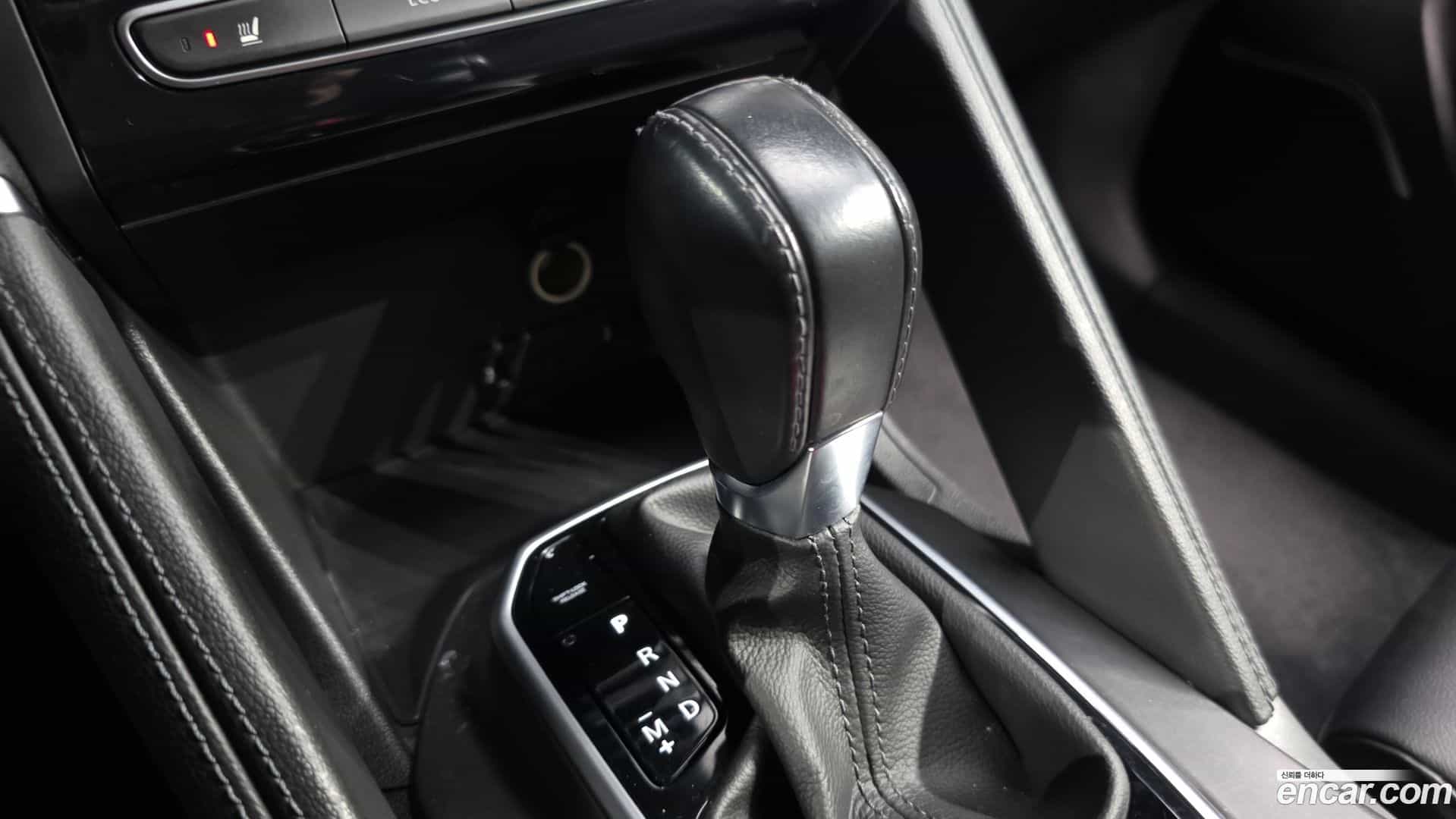 QM6 Renault Korea 2022.1-INNER-009