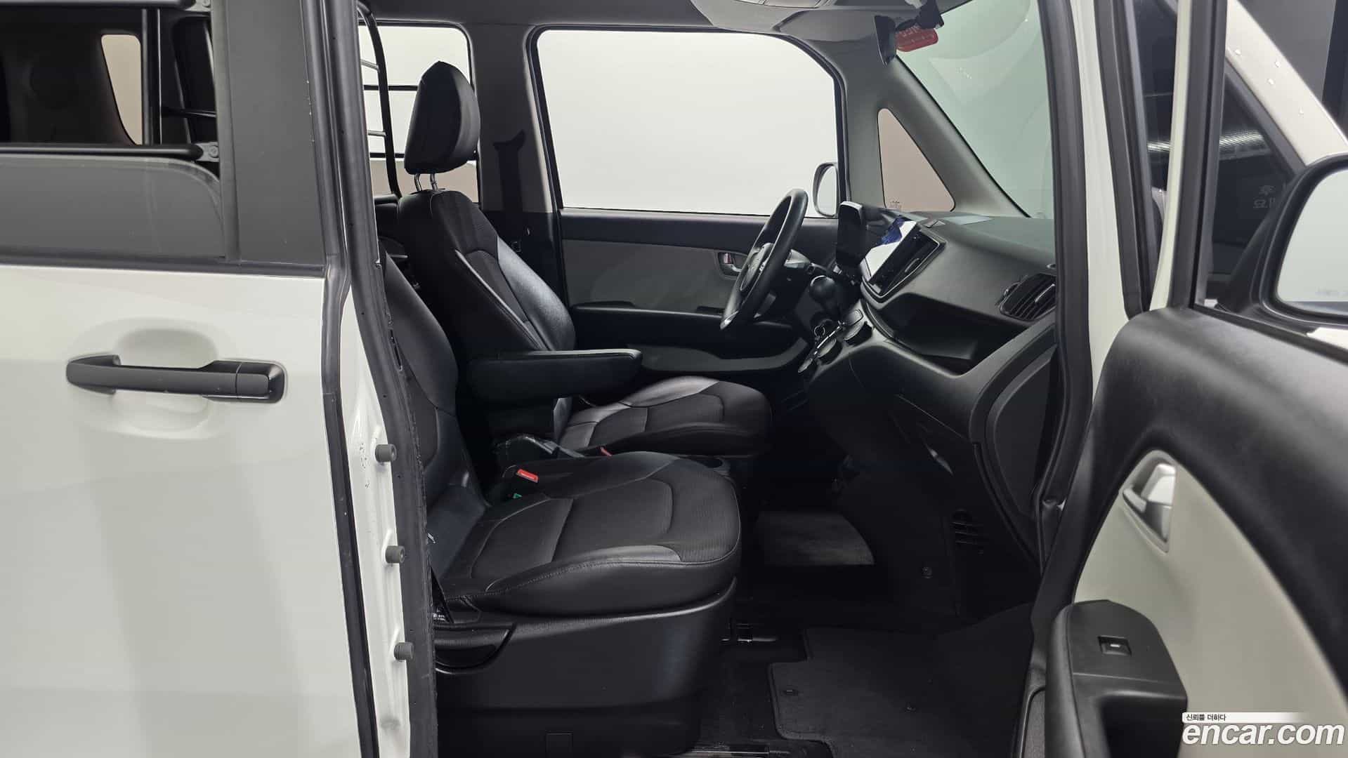 RAY Kia 2023.0-INNER-010