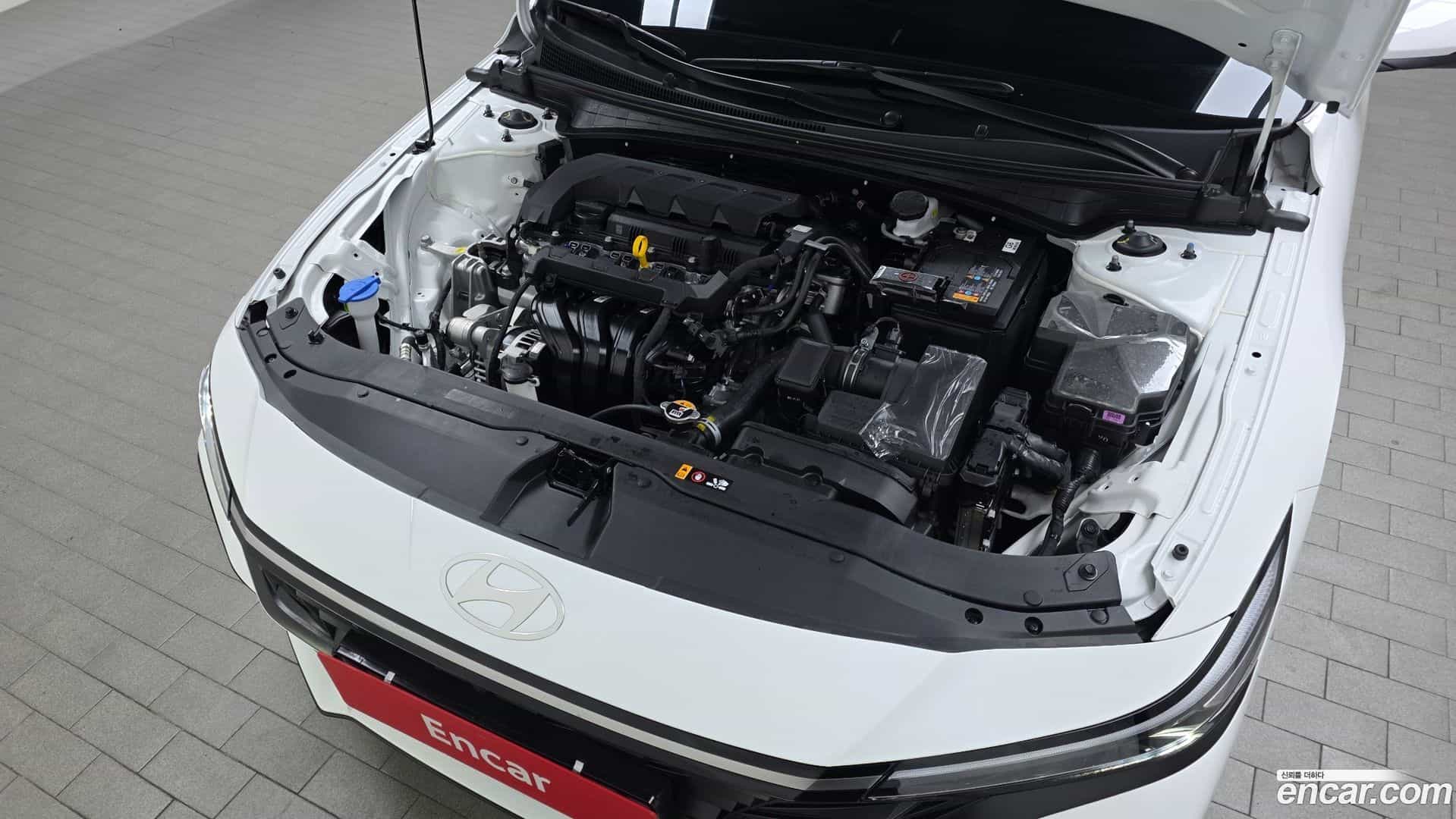 AVANTE Hyundai 2025.6-INNER-006