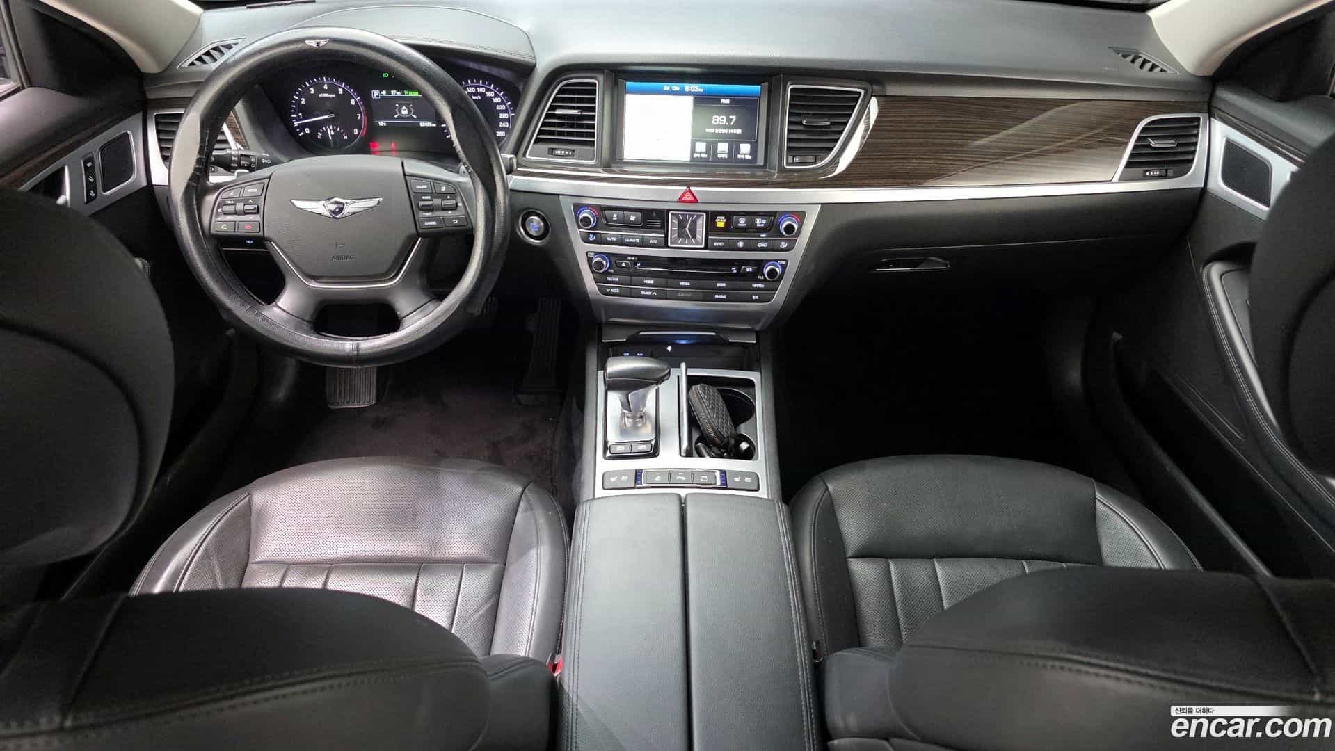 G80 Genesis 2018.0-INNER-007
