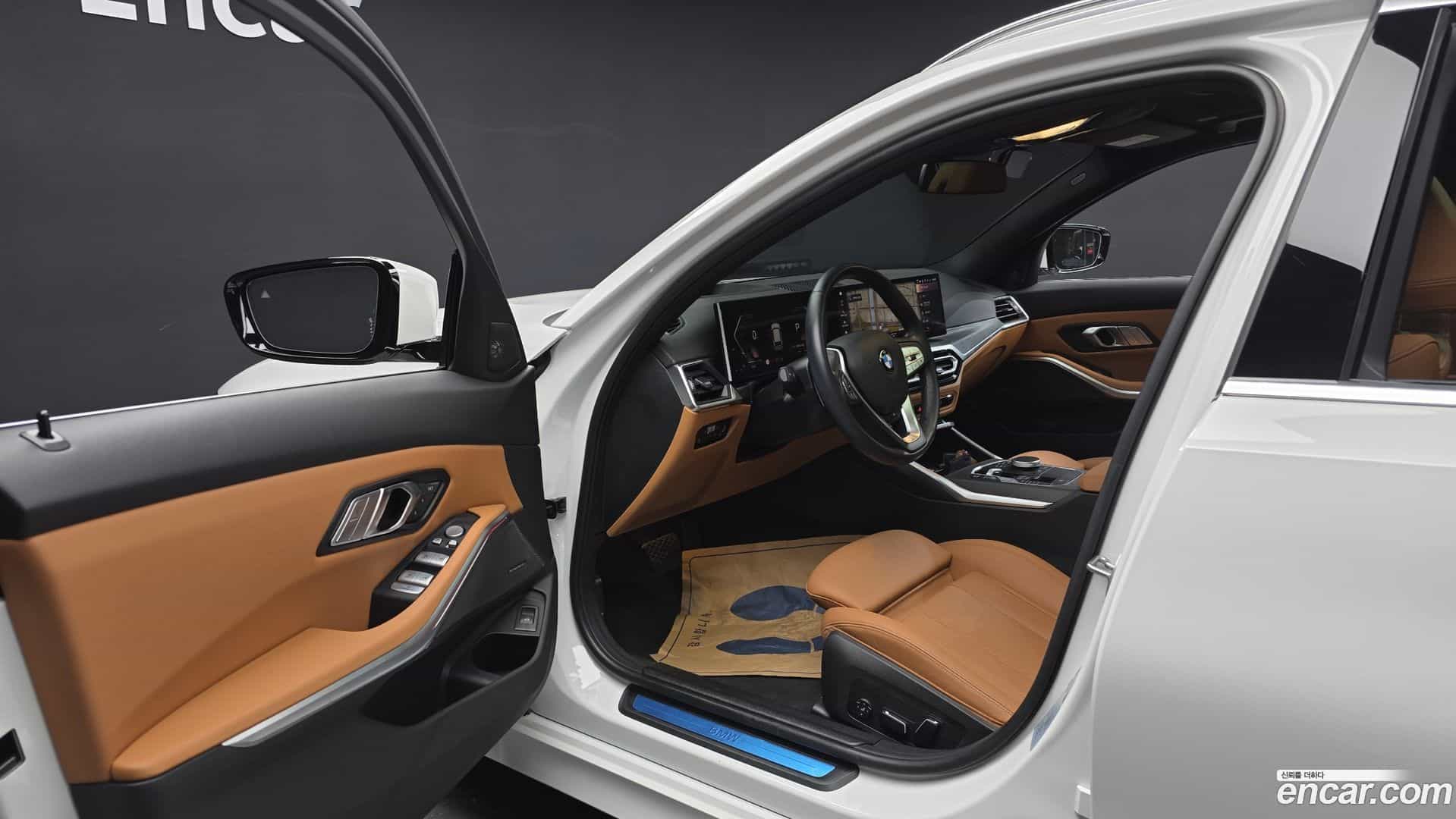 3-Series BMW 2024.2-INNER-010