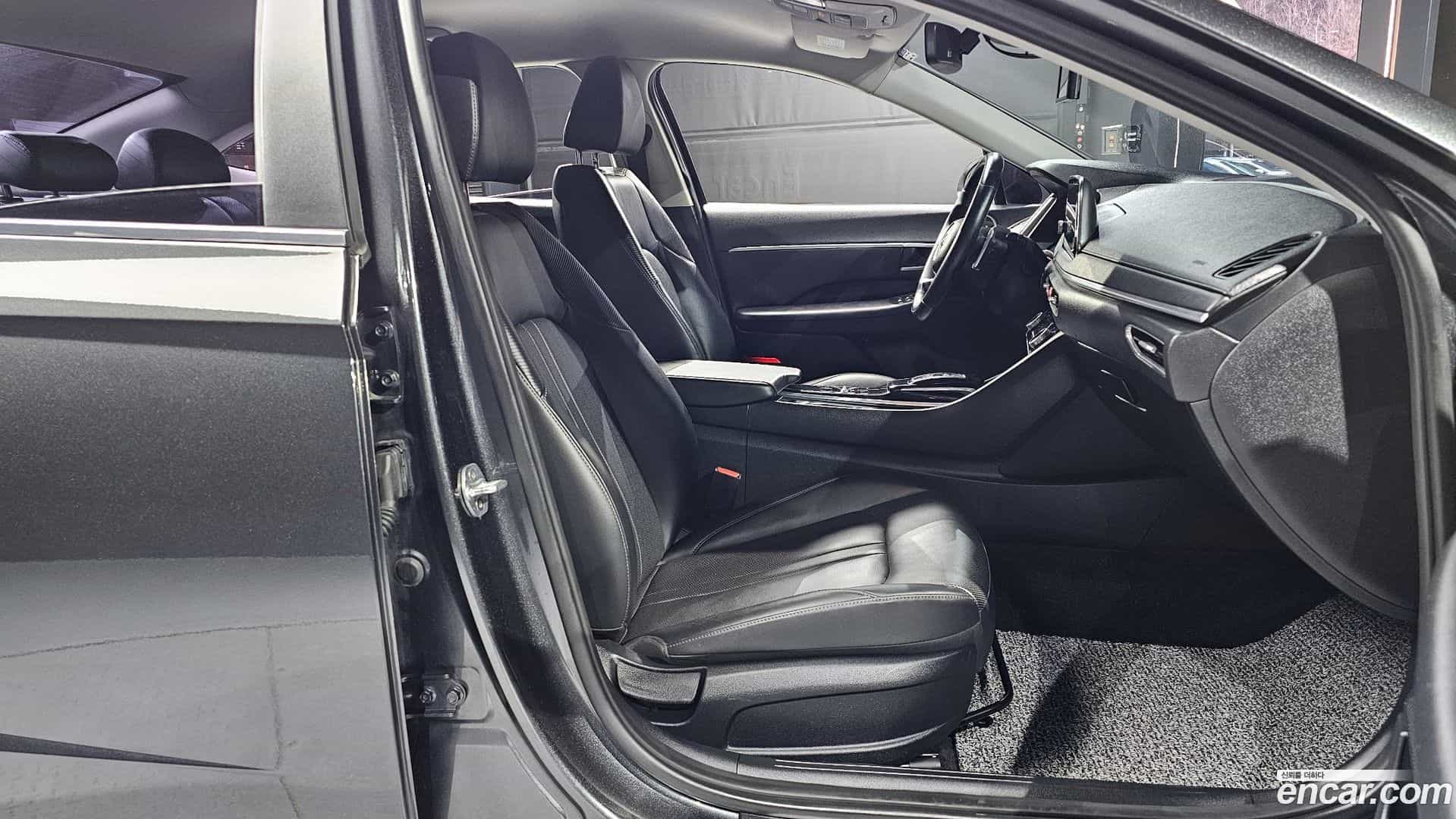 Sonata Hyundai 2019.3-OPTION-015