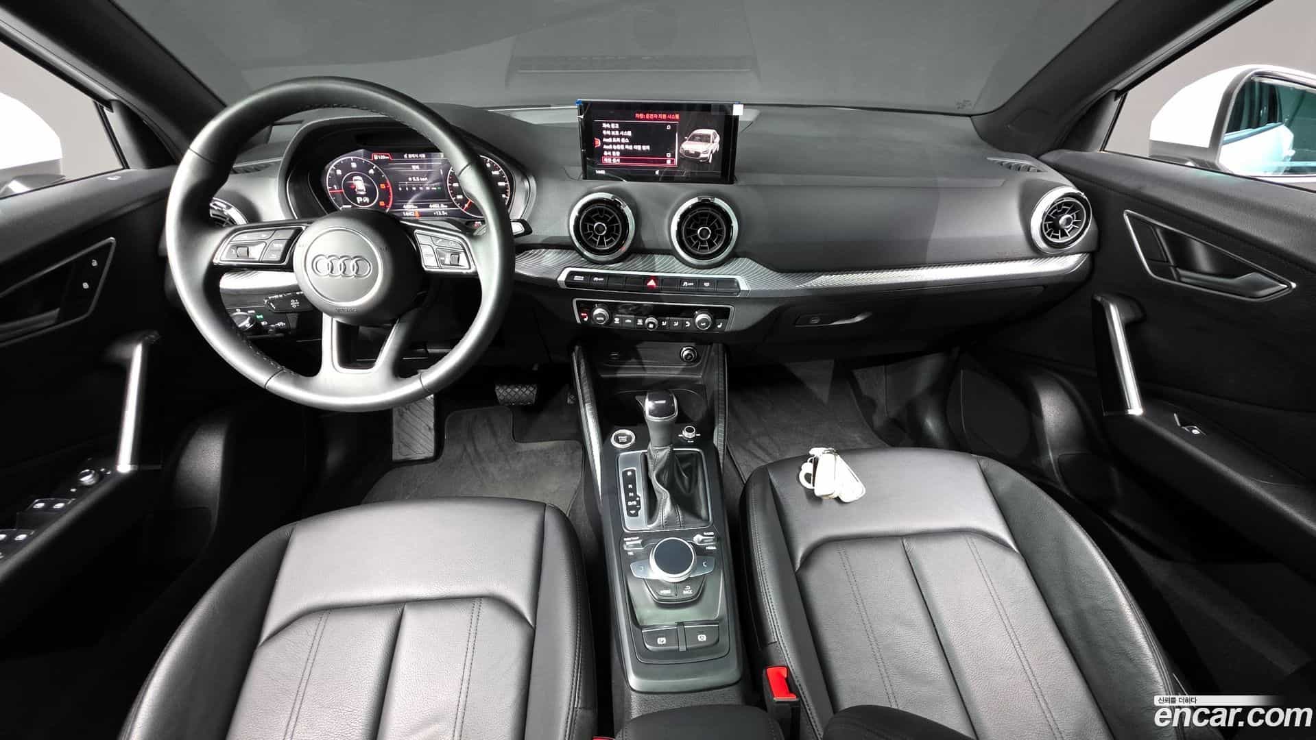 Q2 Audi 2023.10-INNER-007