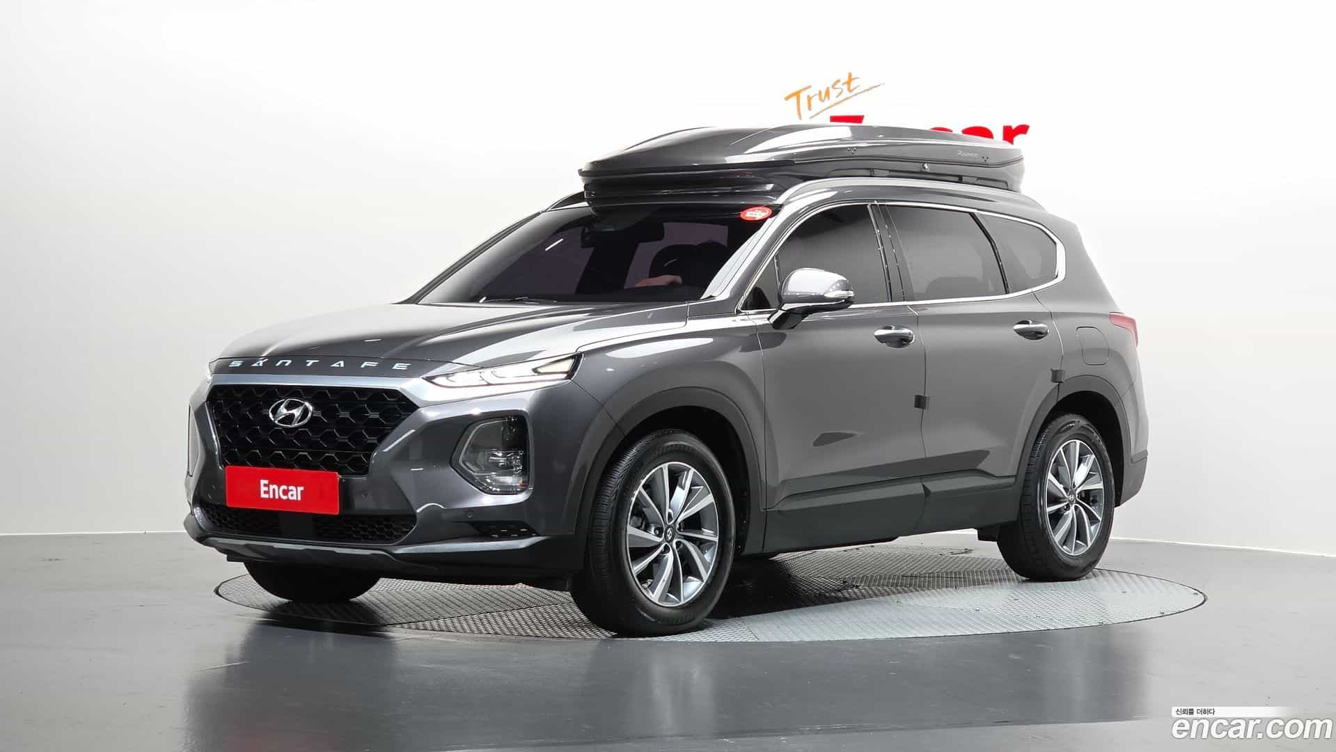 Santafe Hyundai 2018.10-OUTER-001
