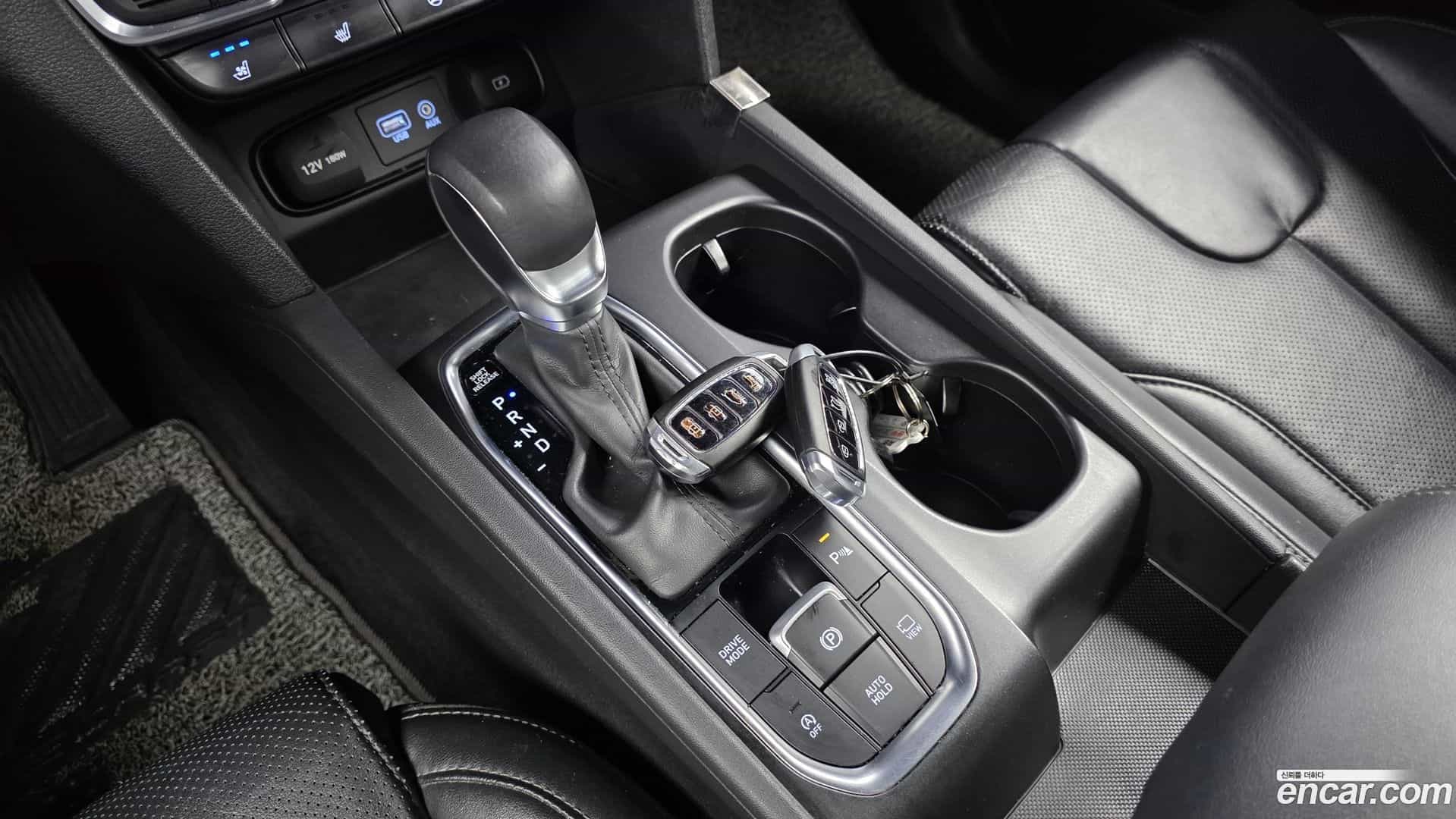 Santafe Hyundai 2018.10-INNER-009