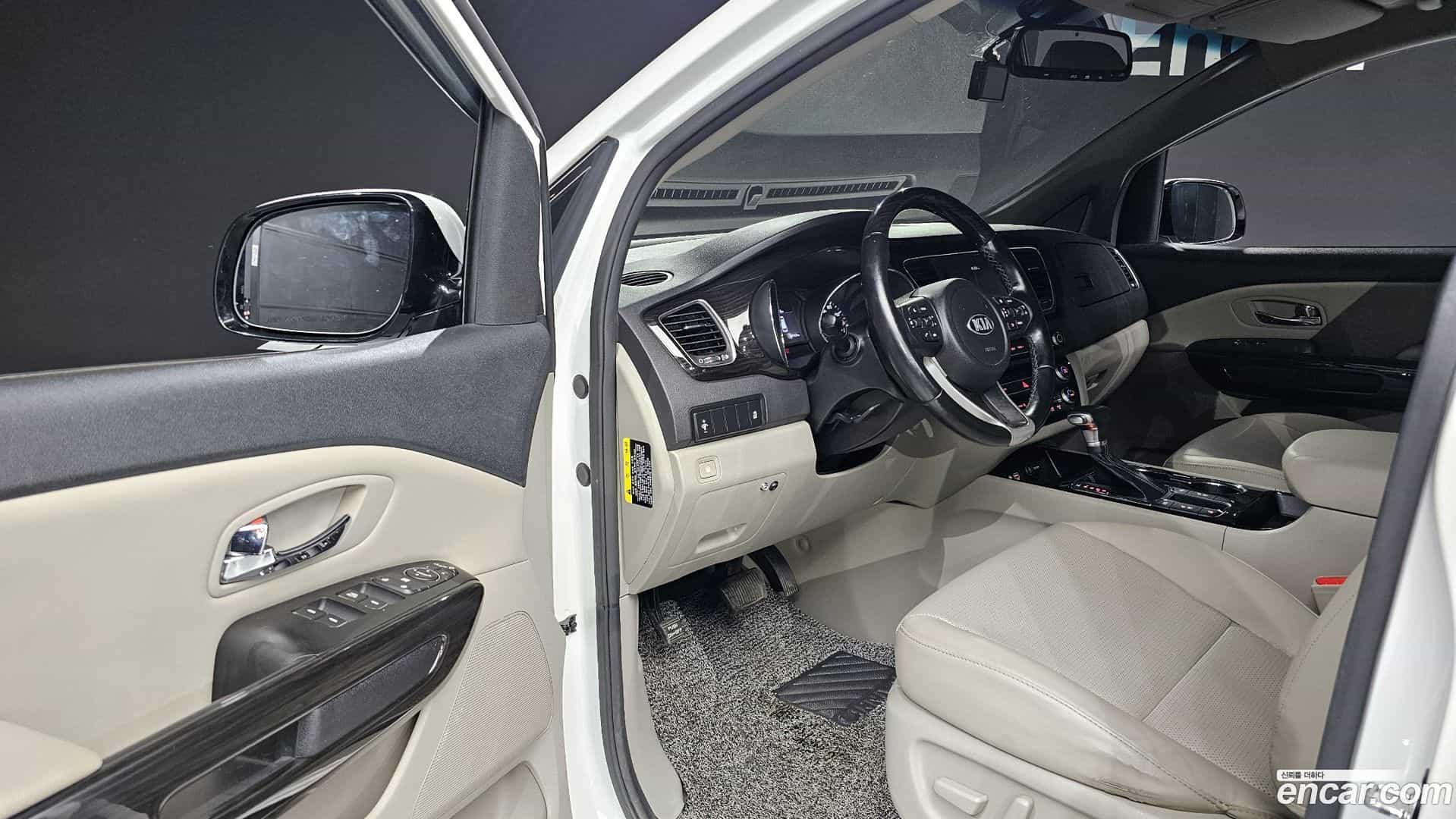 Canival Kia 2018.10-INNER-010