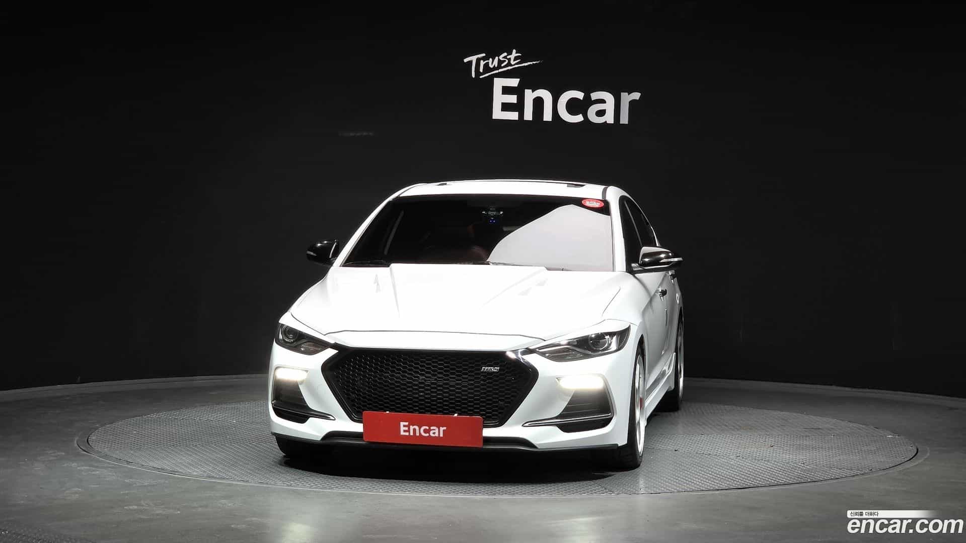 AVANTE Hyundai 2016.7-OUTER-003