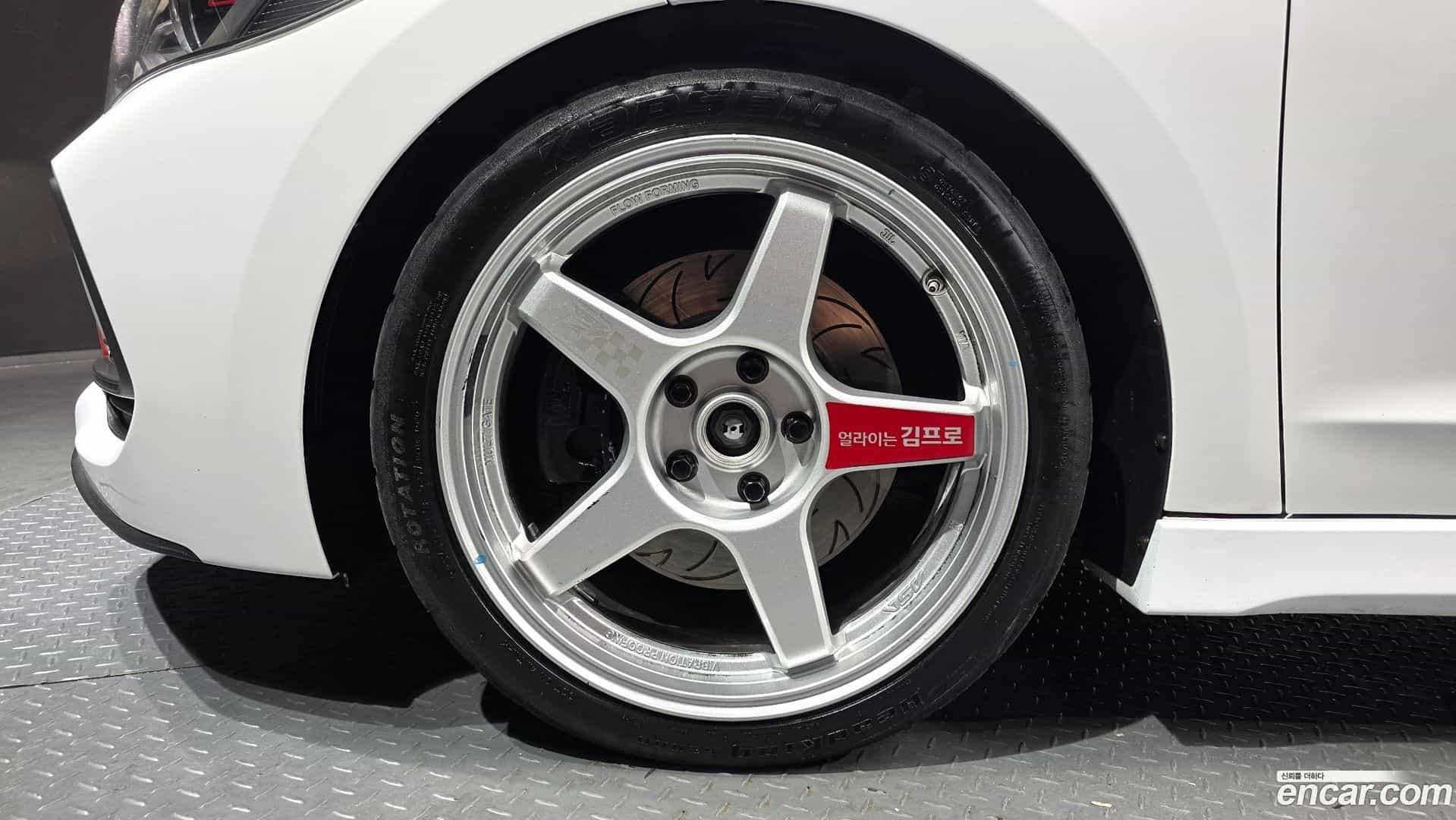 AVANTE Hyundai 2016.7-OUTER-005