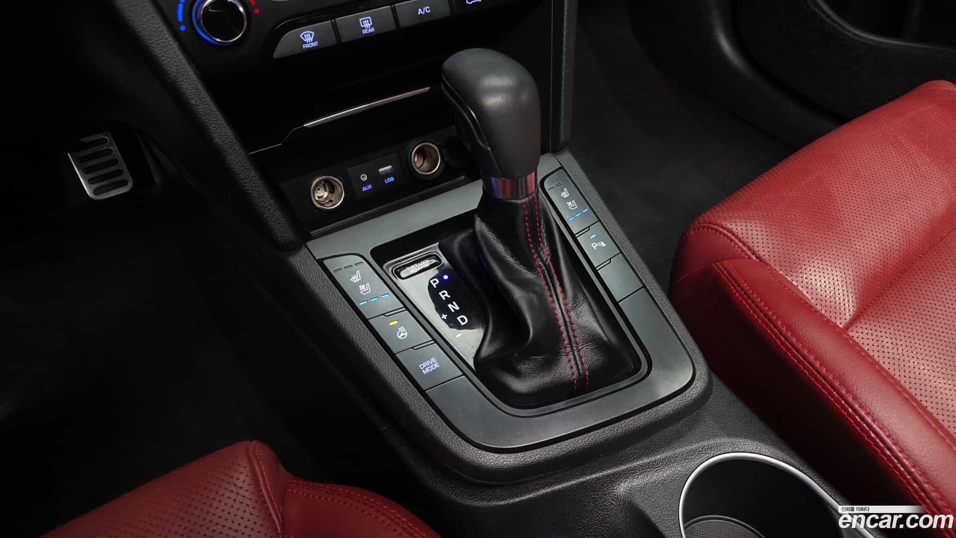 AVANTE Hyundai 2016.7-INNER-009