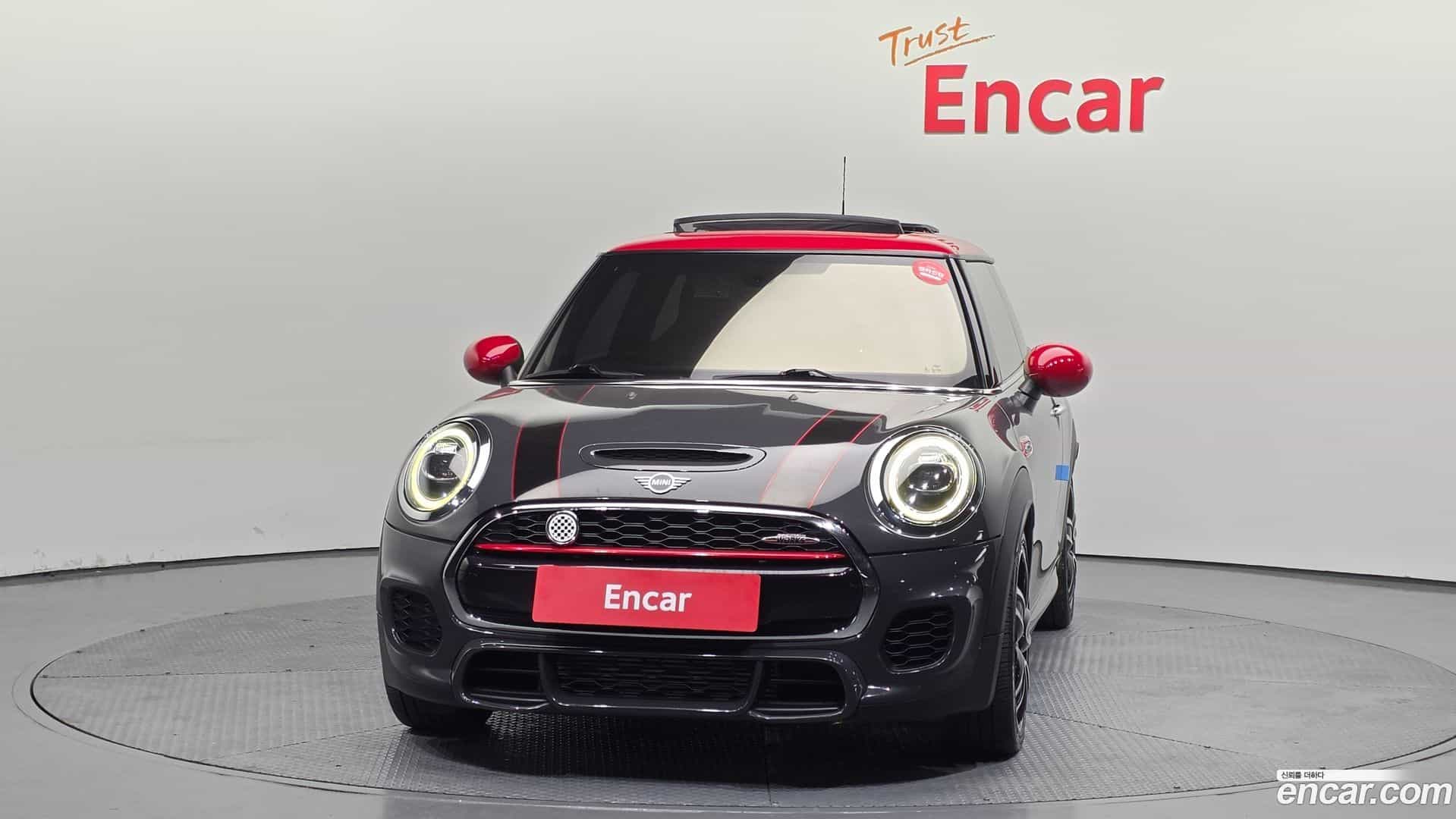 Cooper Mini 2019.2-OUTER-003
