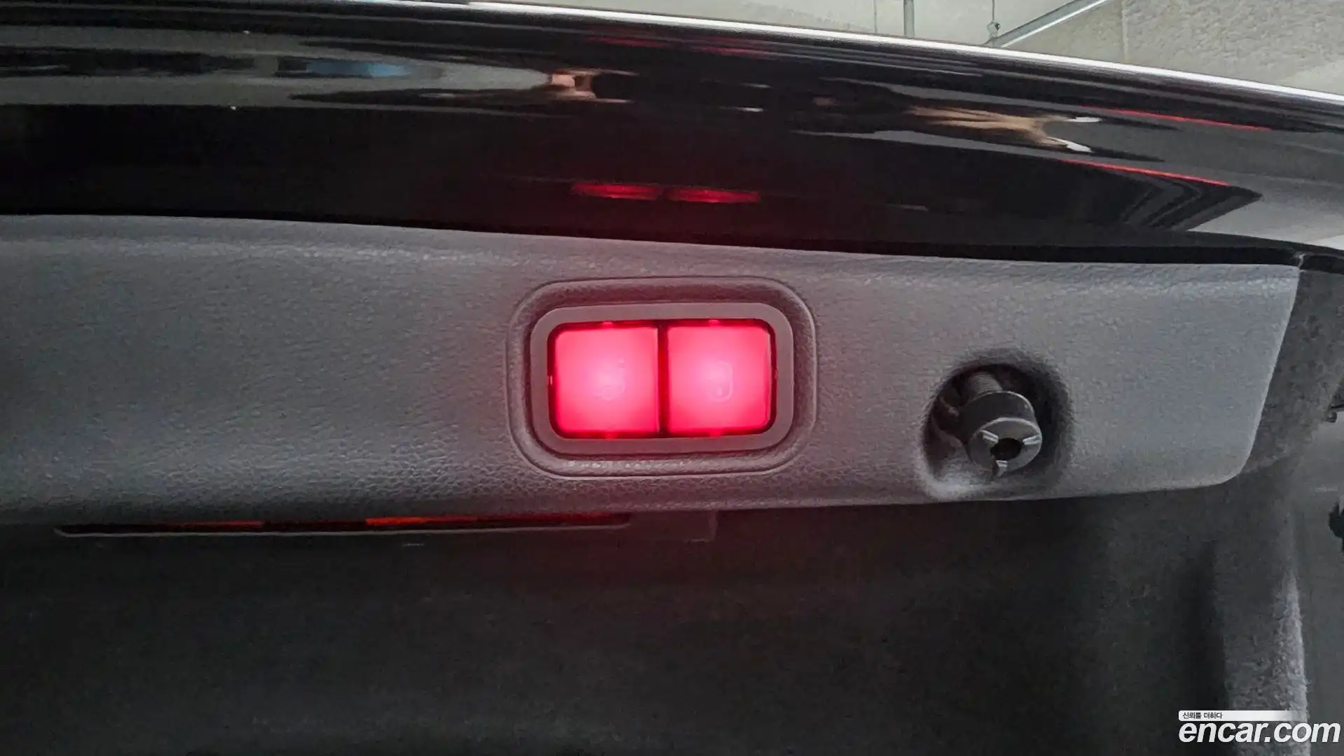 E-Class Mercedes-Benz 2020.11-OPTION-023