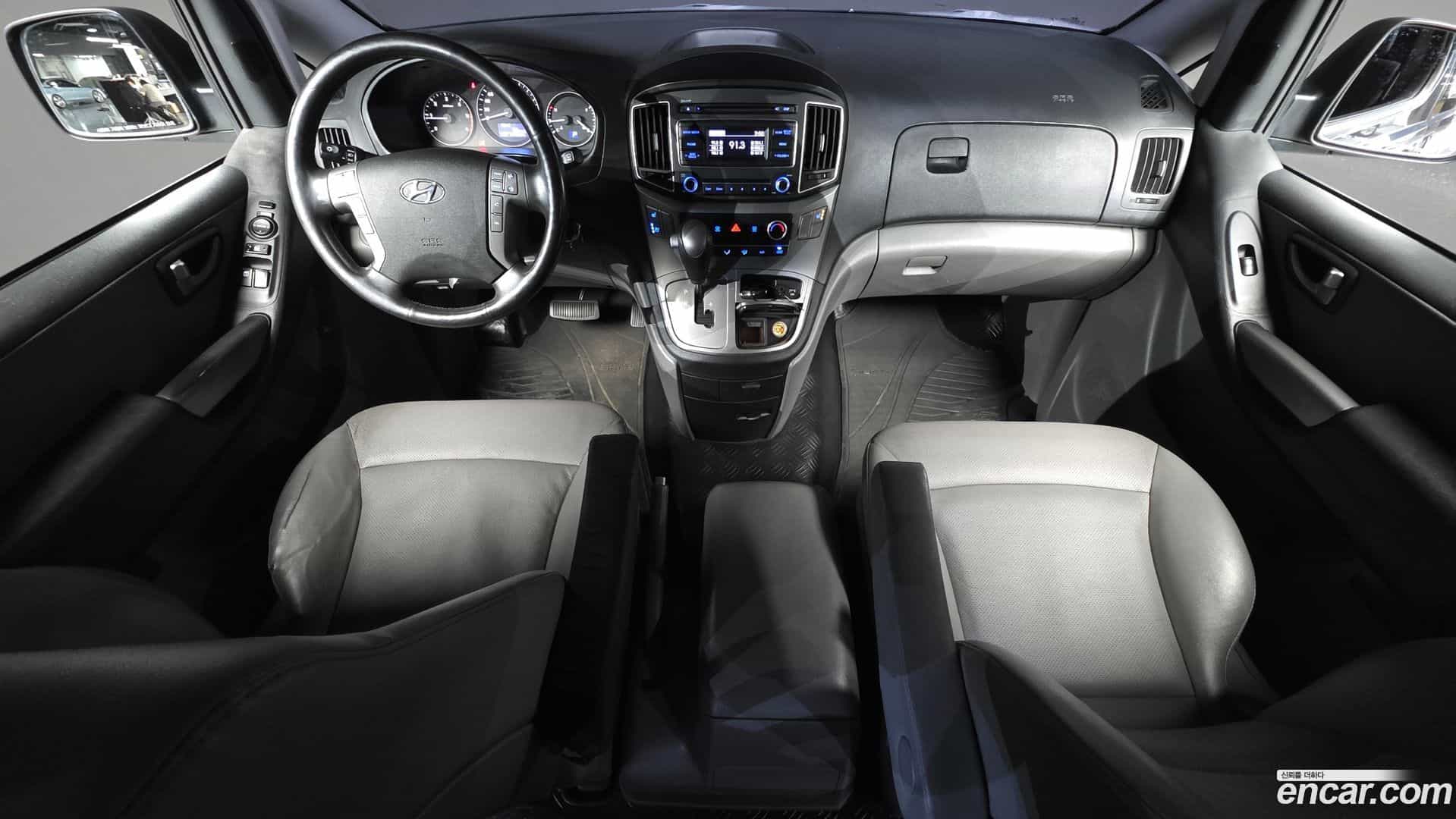 Starex Hyundai 2018.1-INNER-007