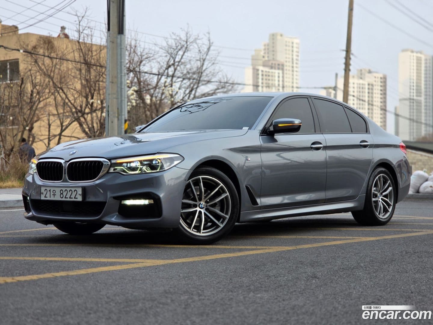 Main__Slider__Photo:5-Series BMW 2017.6-0