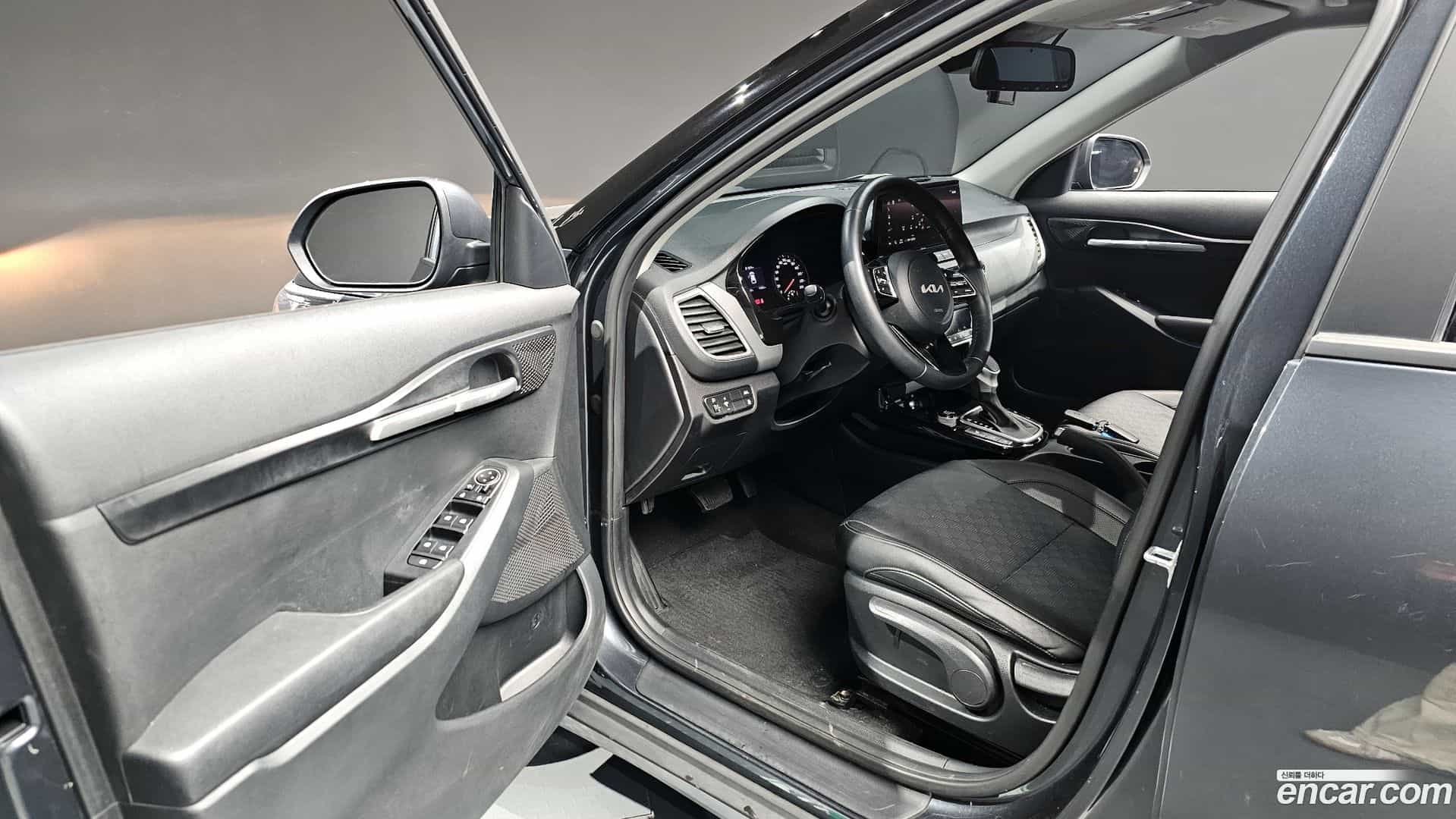 Seltos Kia 2022.2-INNER-010