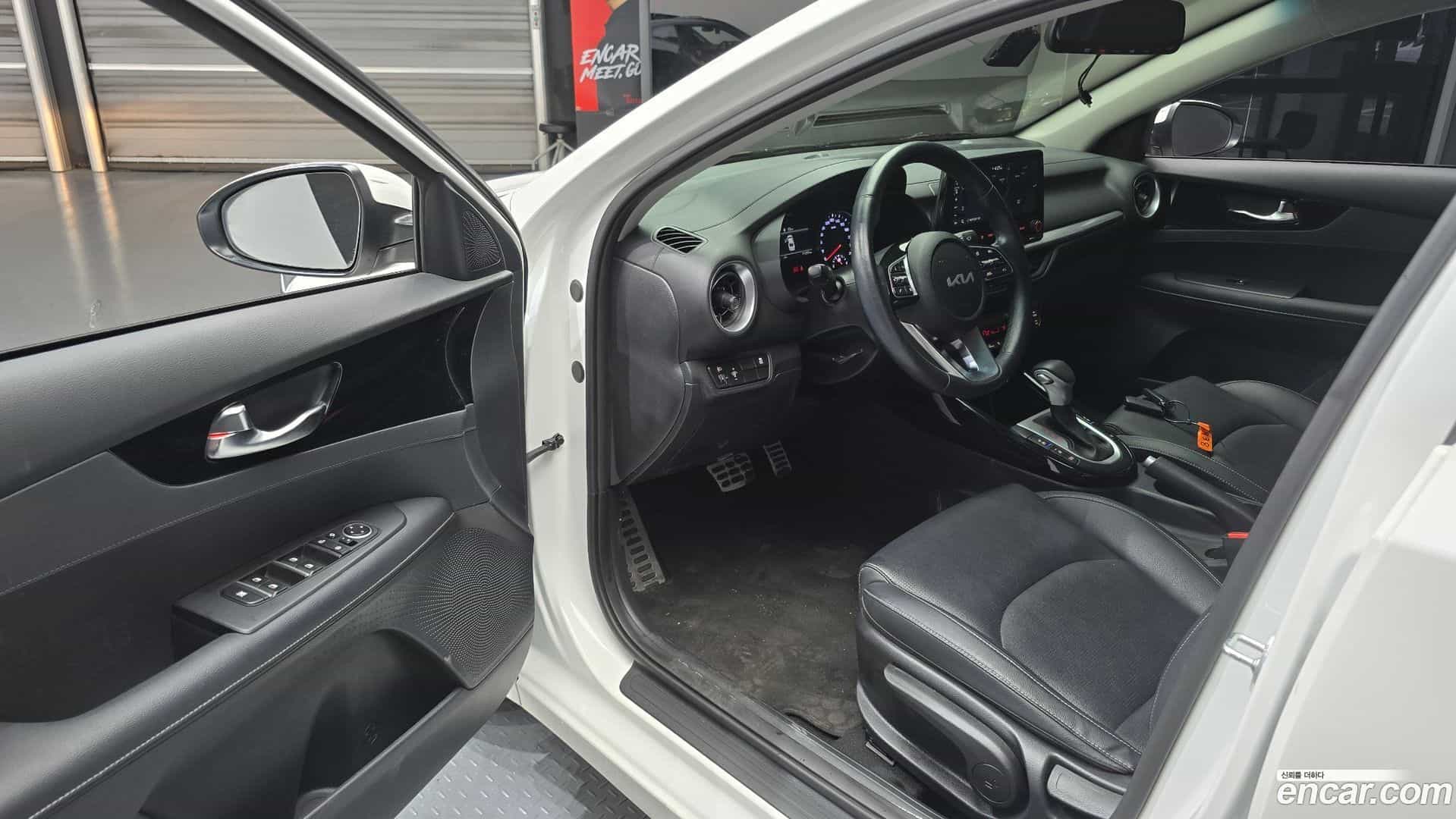 K3 Kia 2023.2-OPTION-015