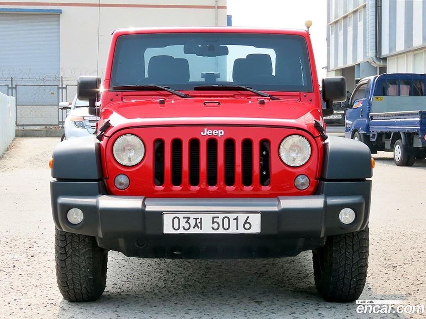 Main__Slider__Photo:Wrangler Jeep 2017.11-0