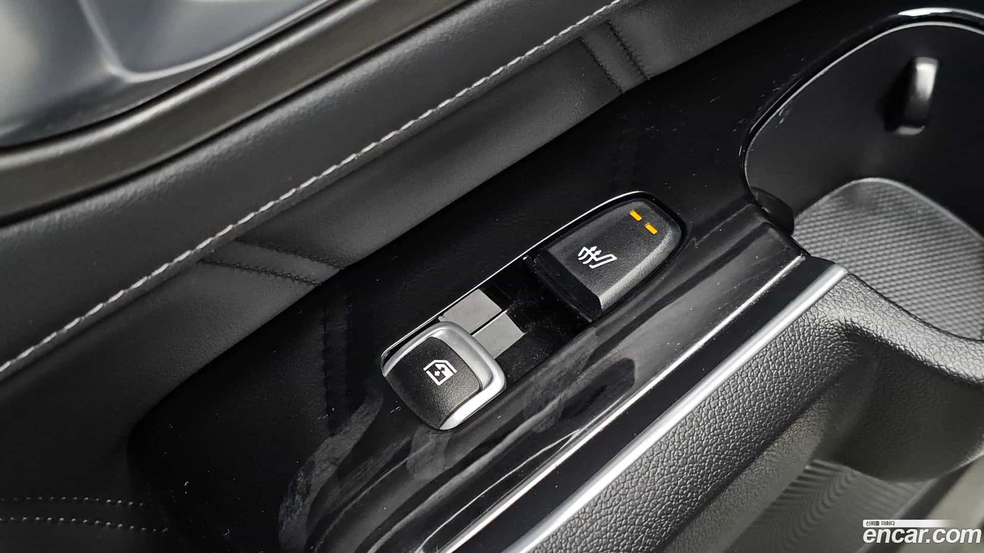 Sorento Kia 2020.8-OPTION-021