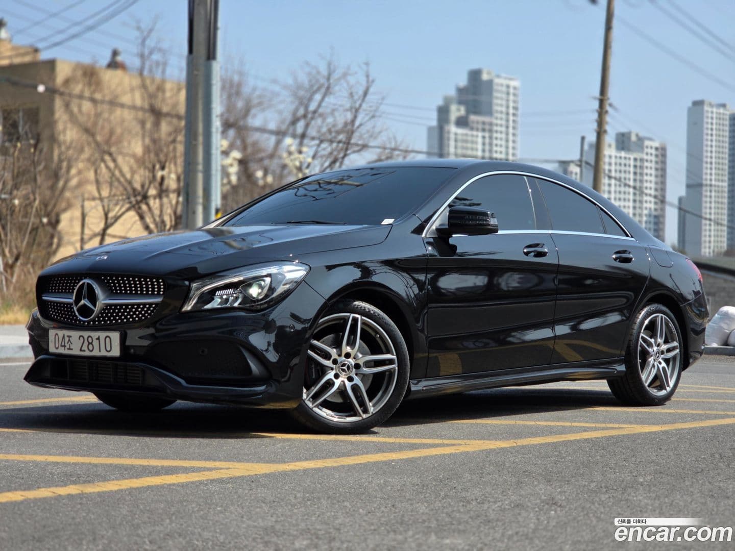 Main__Slider__Photo:CLA-Class Mercedes-Benz 2018.4-0