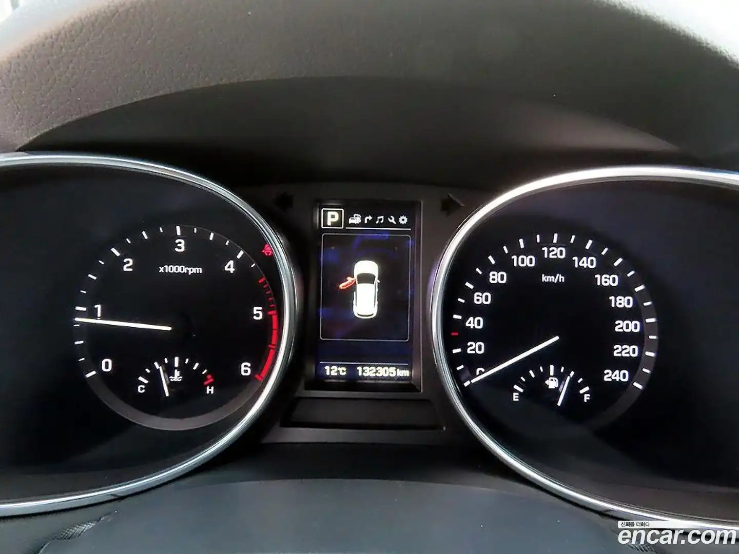 Santafe Hyundai 2016.1-INNER-009
