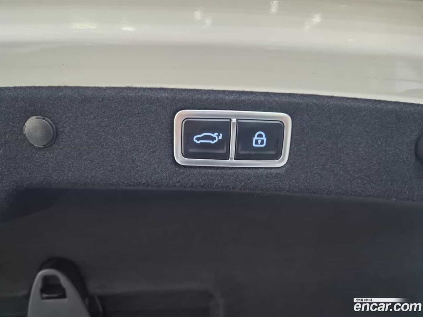 Grandeur Hyundai 2023.0-OPTION-021