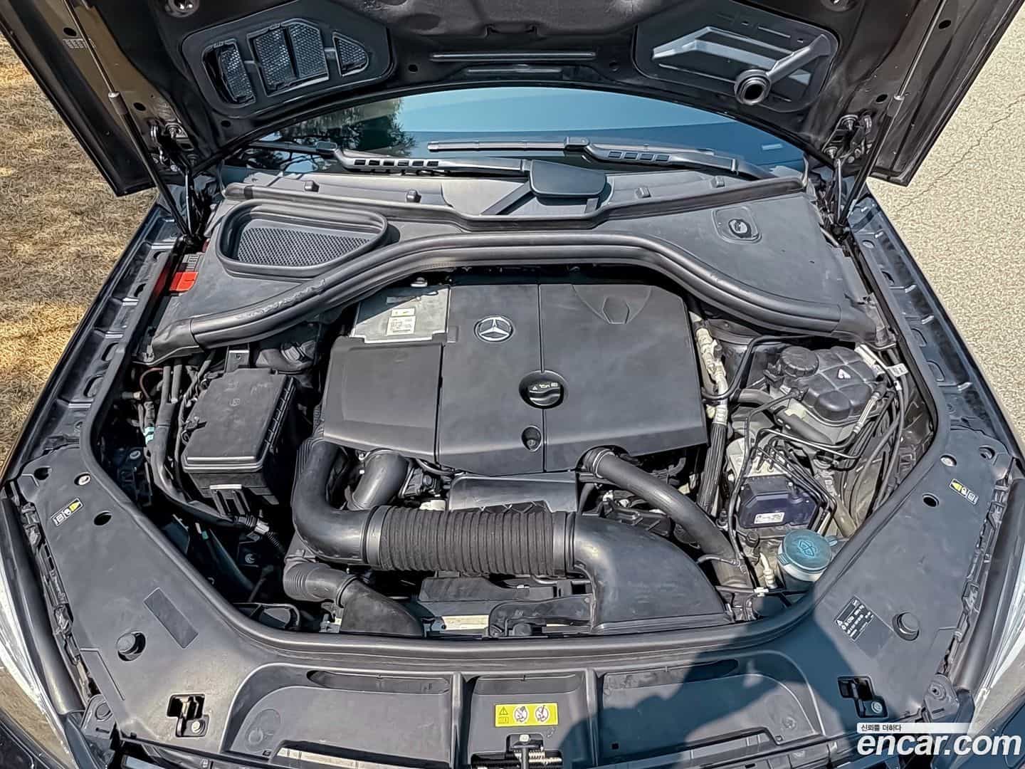 M-class Mercedes-Benz 2012.4-OPTION-017