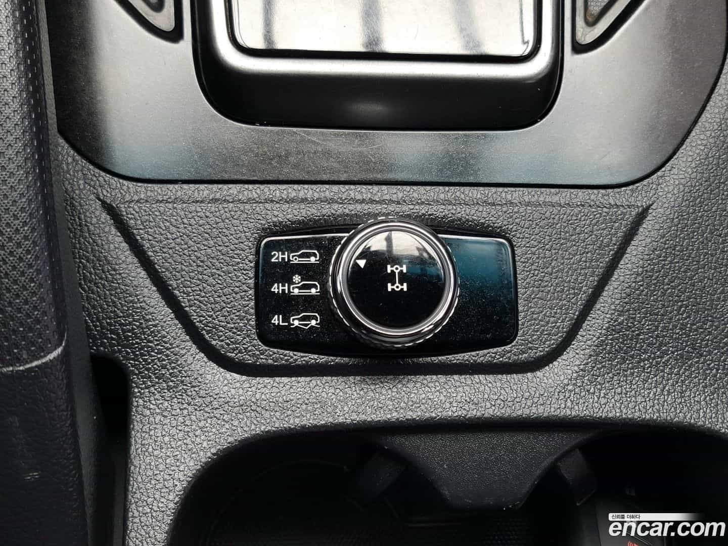 Rexton KG Mobility 2019.8-OPTION-015