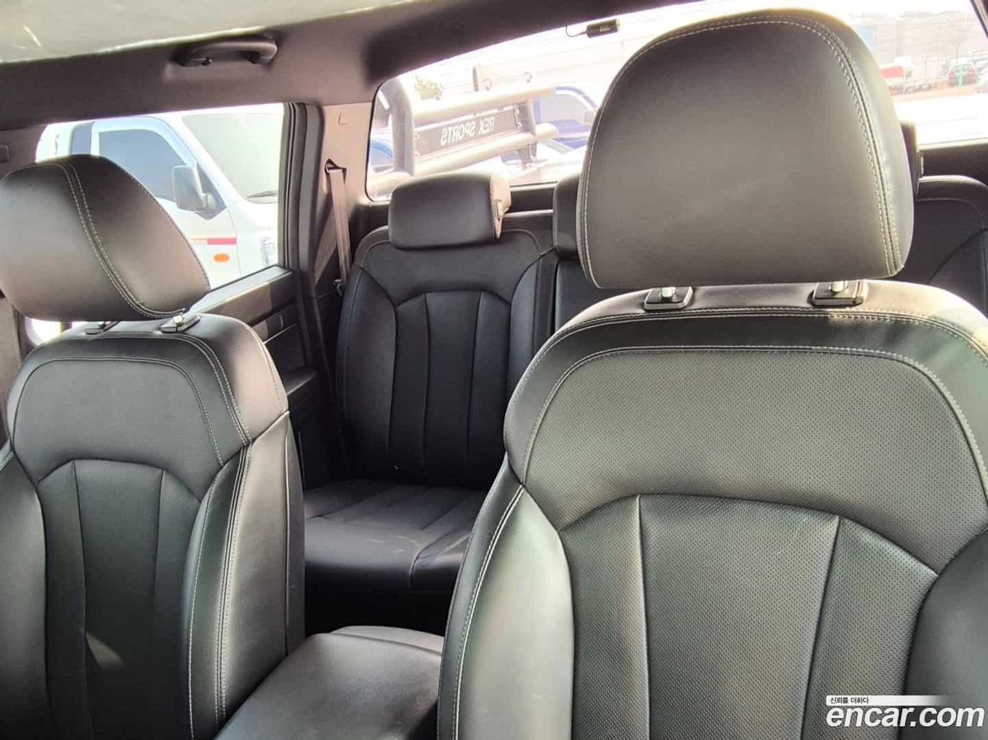 Rexton KG Mobility 2024.0-INNER-010