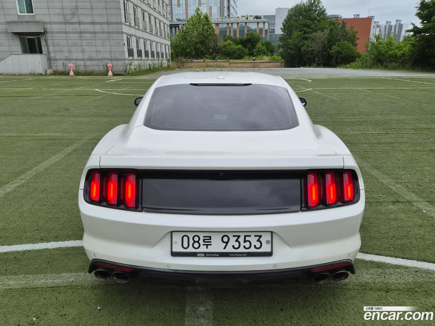 Mustang Ford 2017.10-INNER-007