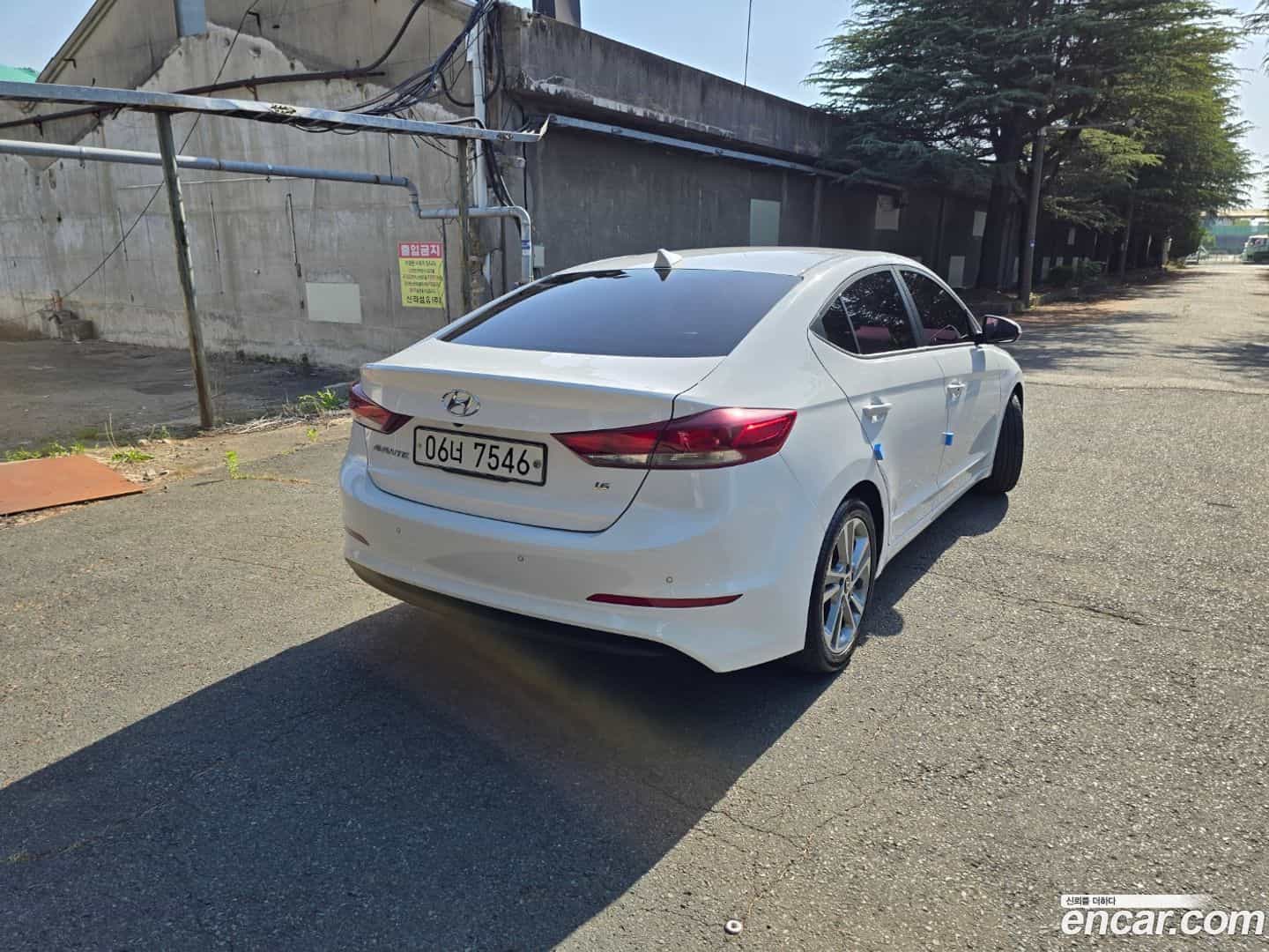 AVANTE Hyundai 2018.1-OUTER-006