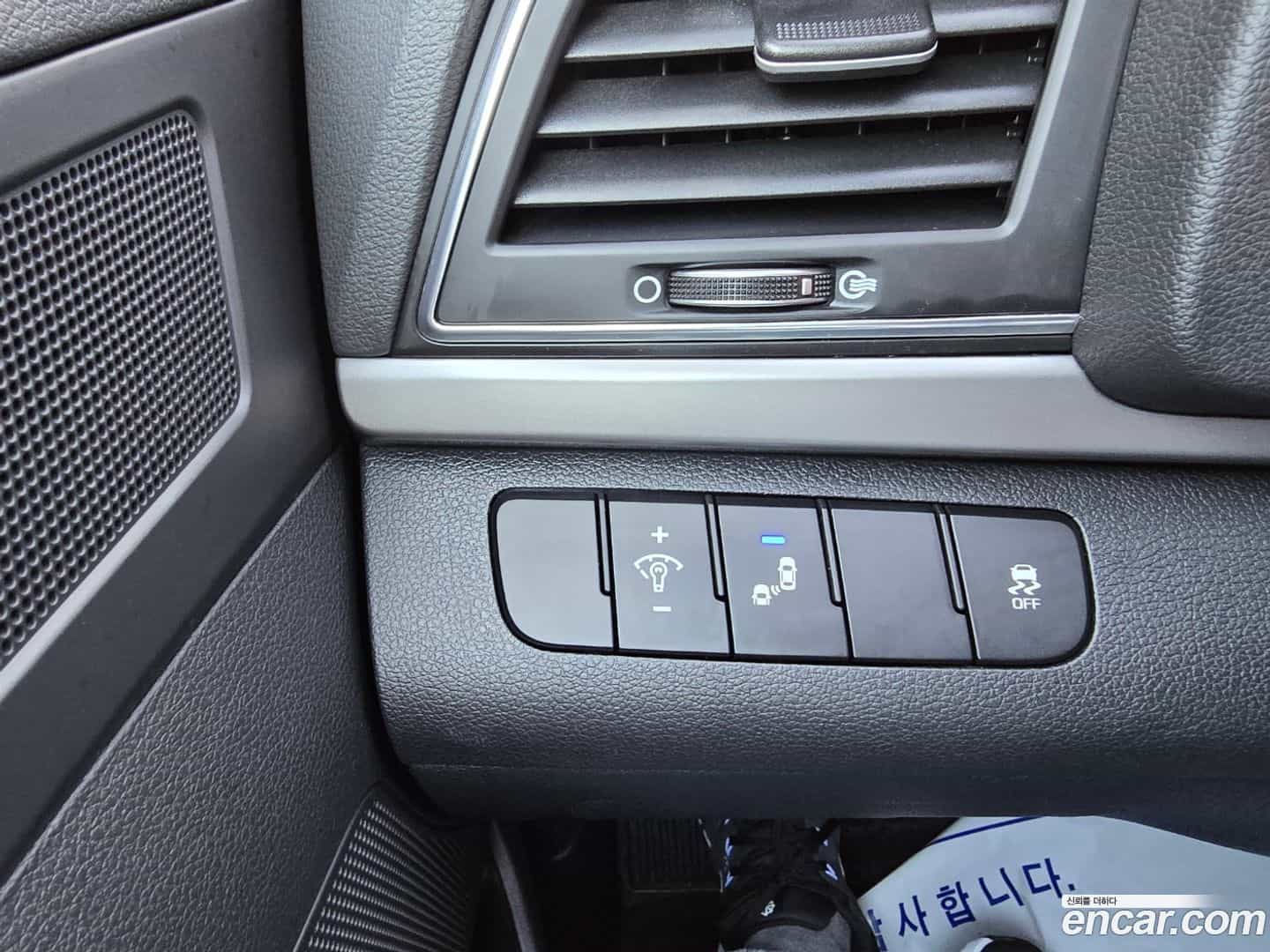 AVANTE Hyundai 2018.1-OPTION-024