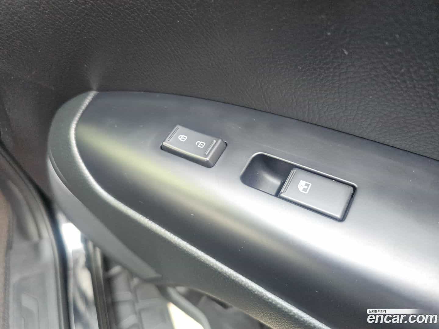 Mohave Kia 2017.10-INNER-009