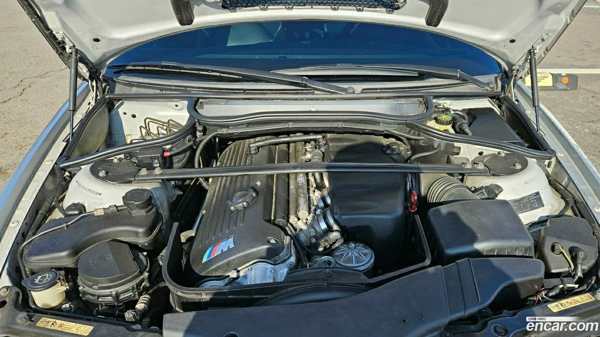 M3 BMW 2002.11-INNER-010