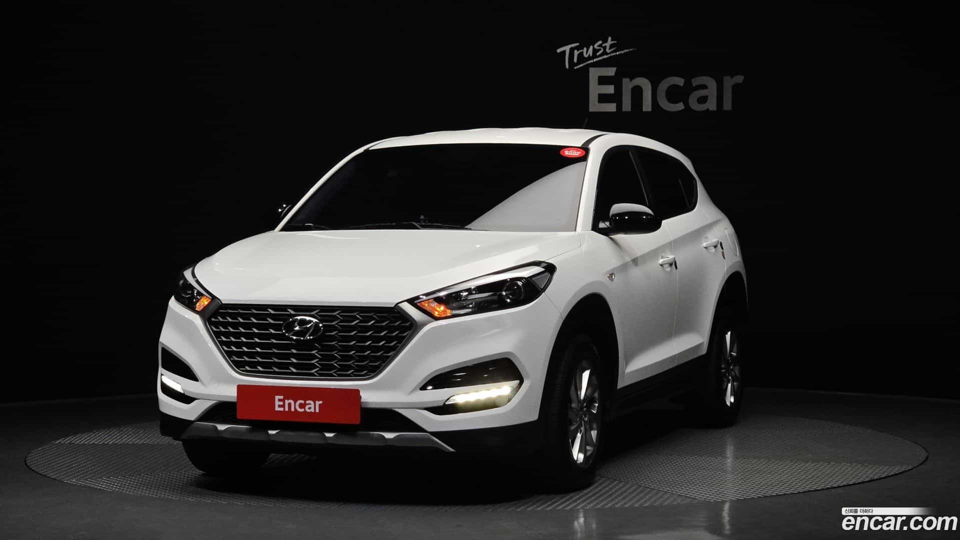 Tucson Hyundai 2018.0-OUTER-001