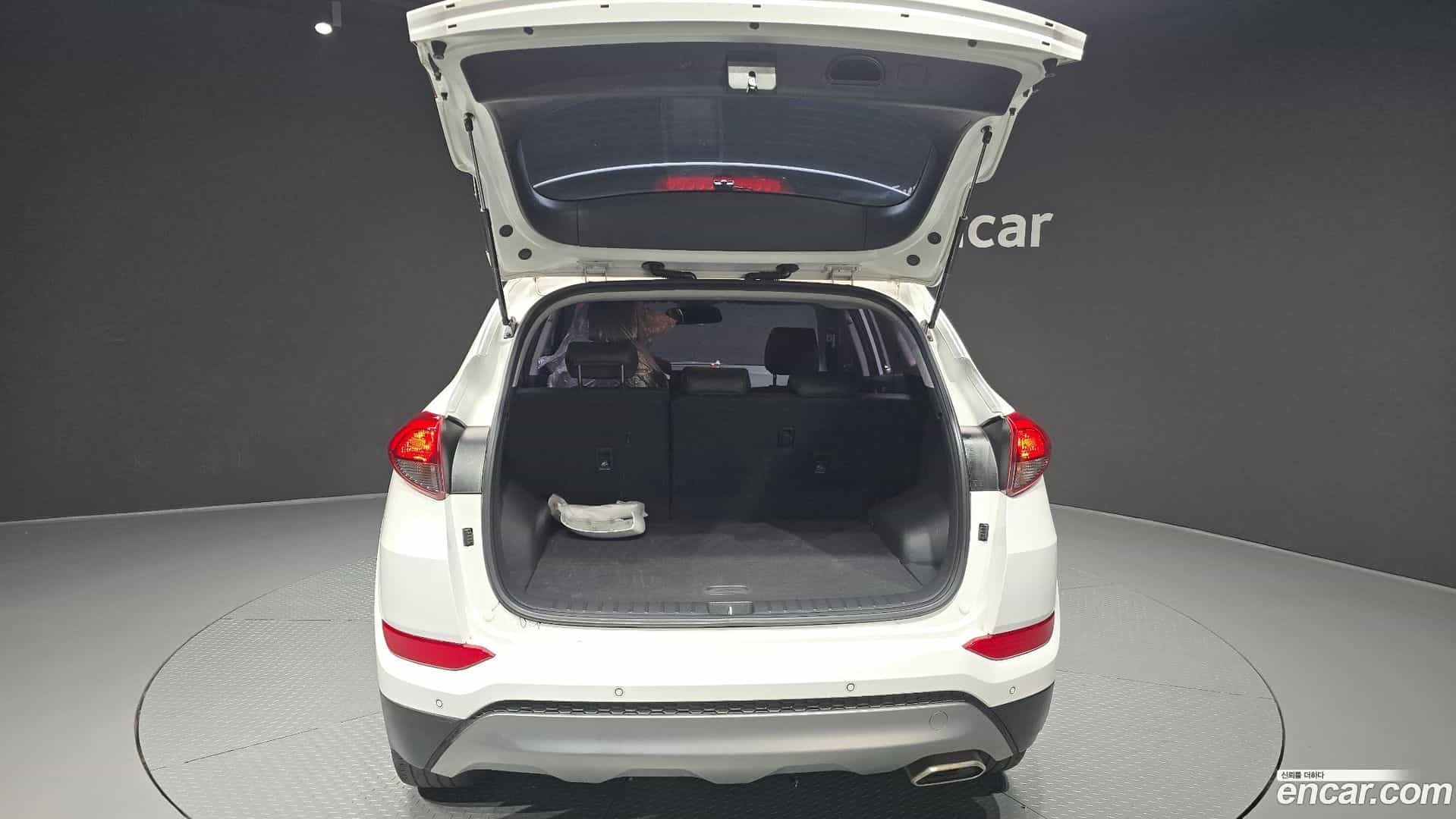 Tucson Hyundai 2018.0-OPTION-024