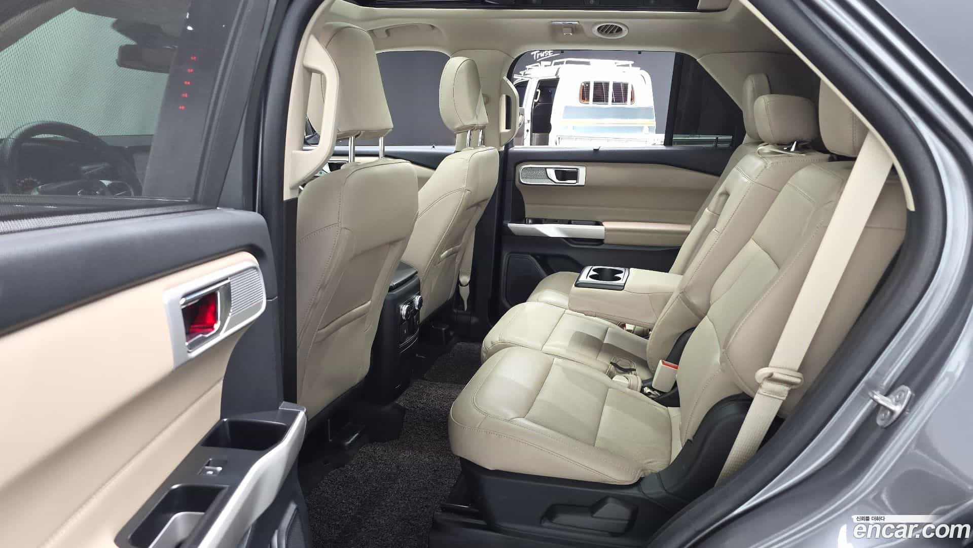 Explorer Ford 2022.6-OPTION-016