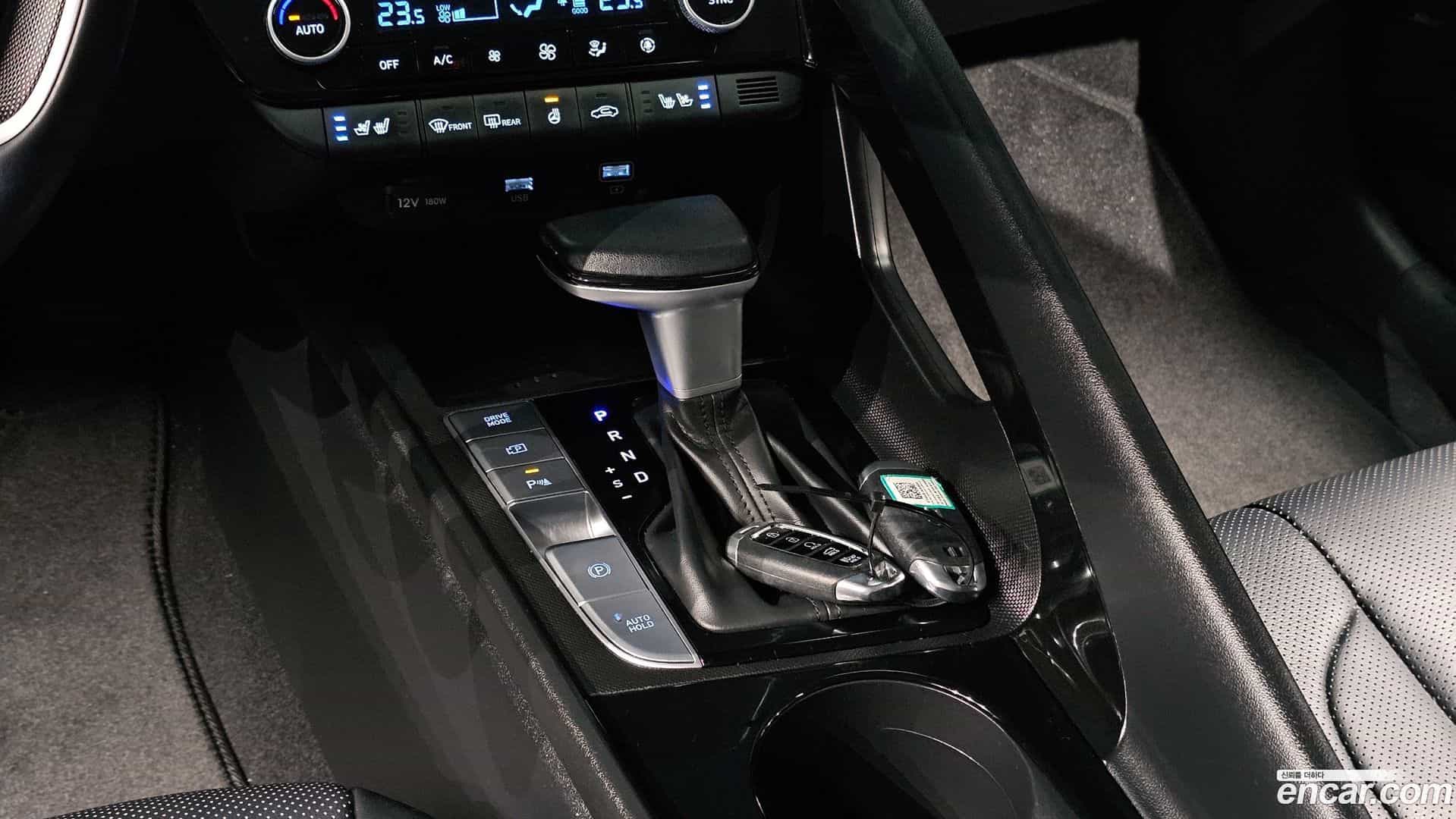 AVANTE Hyundai 2021.11-INNER-009