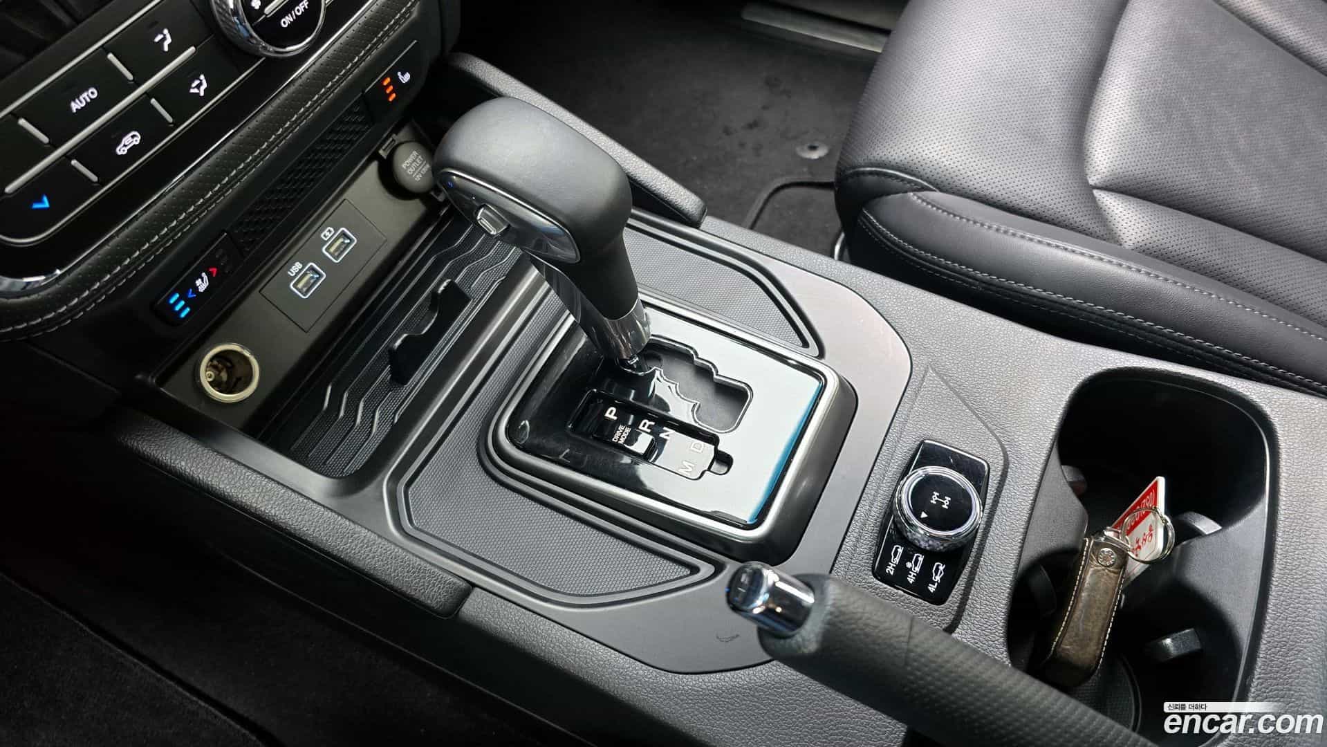 Rexton KG Mobility 2023.3-INNER-009