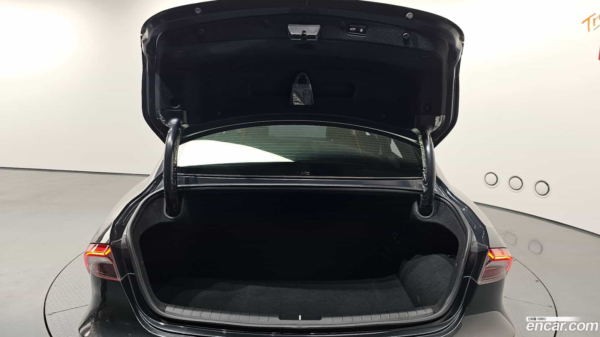 Grandeur Hyundai 2020.8-OPTION-024