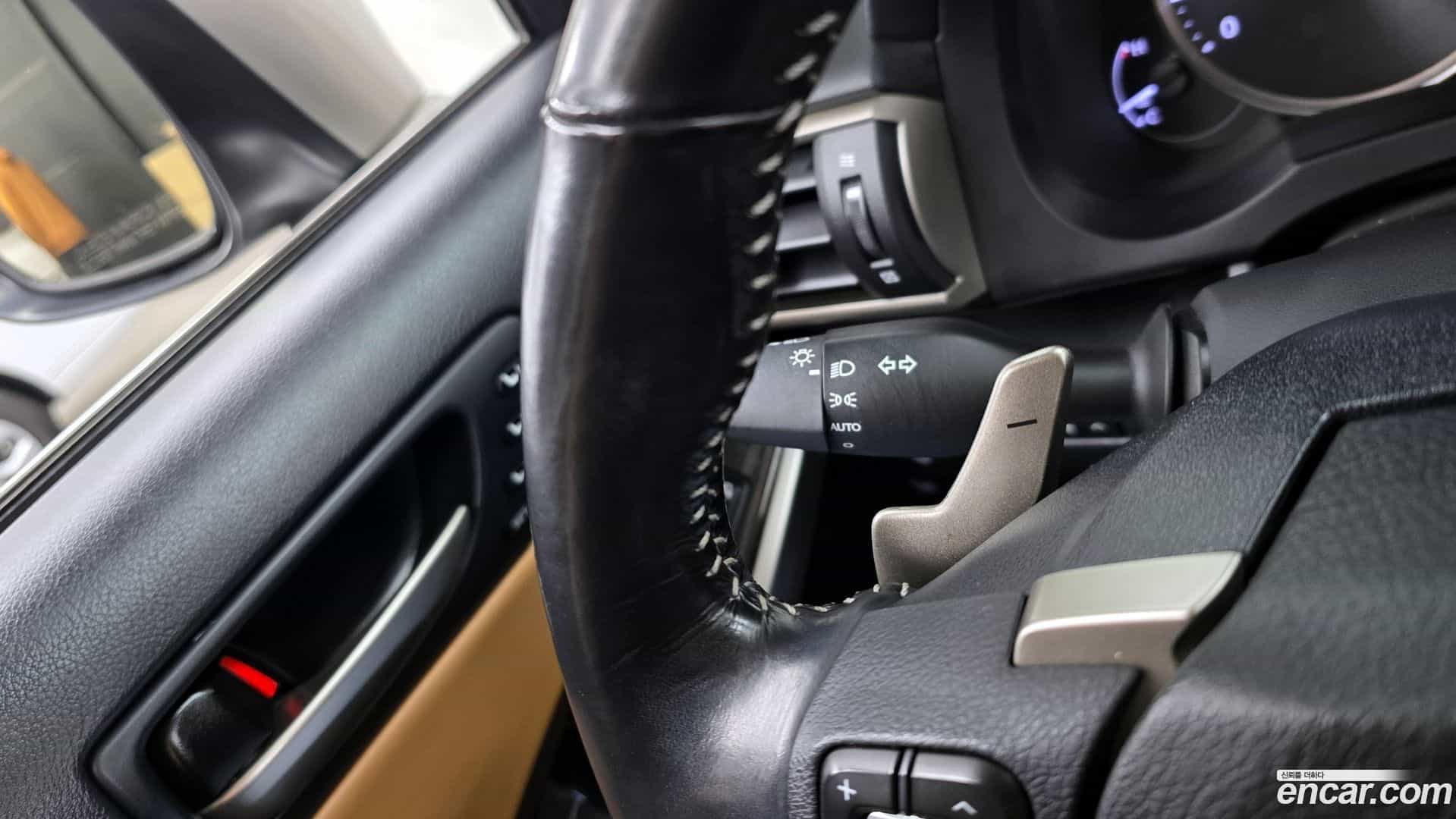 IS Lexus 2017.6-OPTION-022