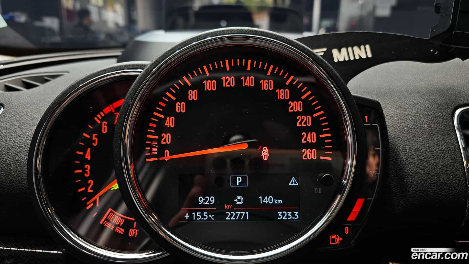 Clubman Mini 2020.8-INNER-008