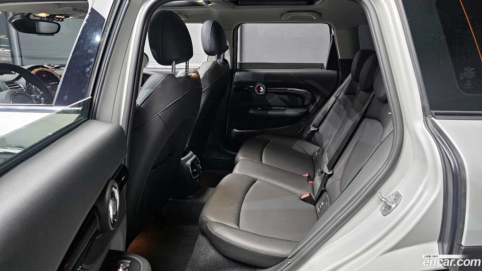 Clubman Mini 2020.8-OPTION-017