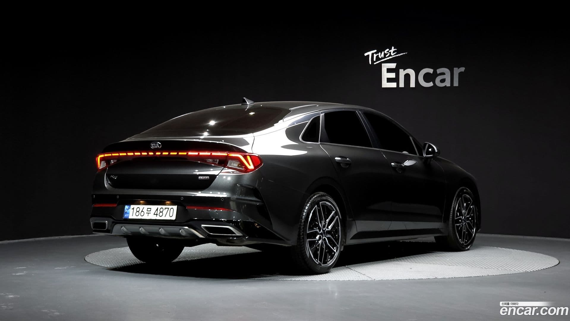 Main__Slider__Photo:K5 Kia 2021.7-1