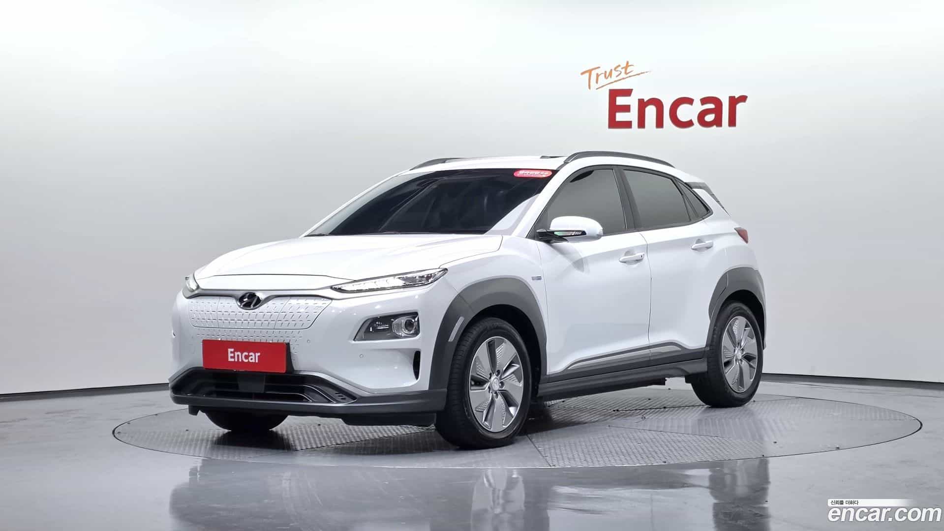 Kona Hyundai 2019.11-THUMBNAIL-011