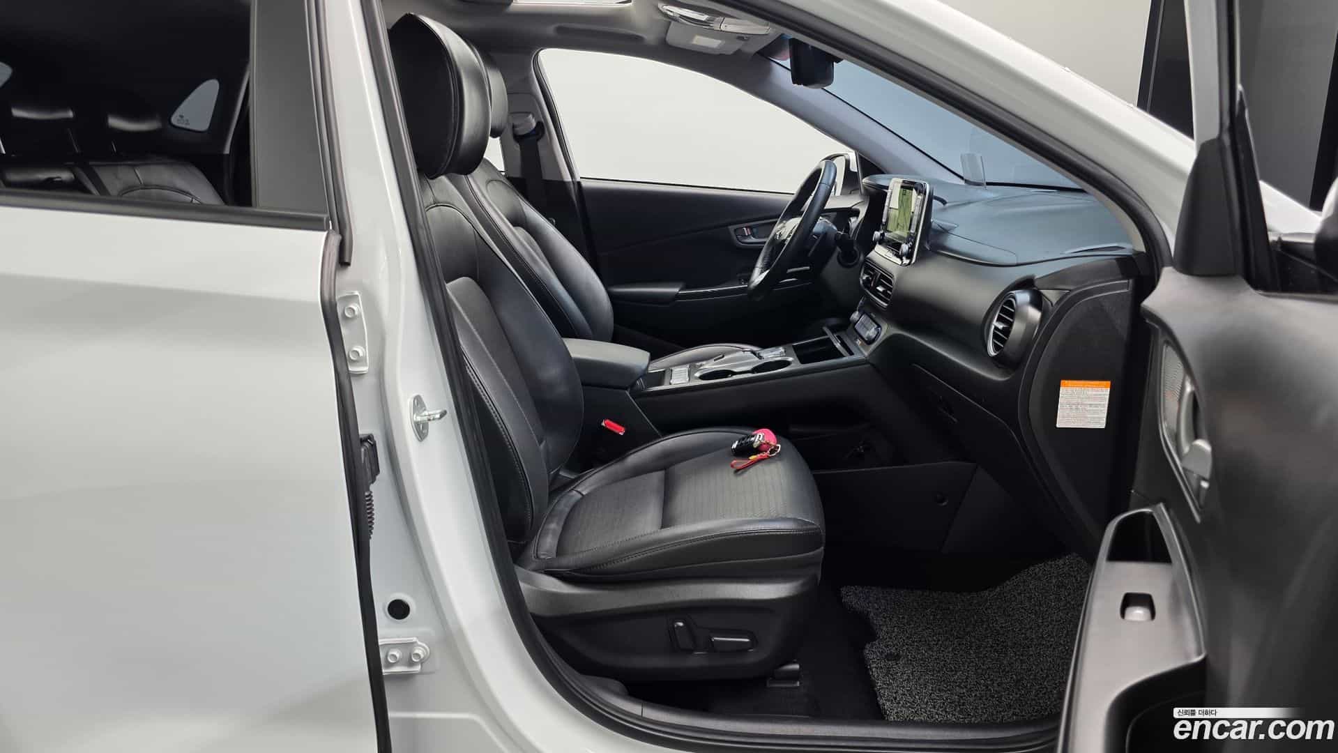 Kona Hyundai 2019.11-INNER-010
