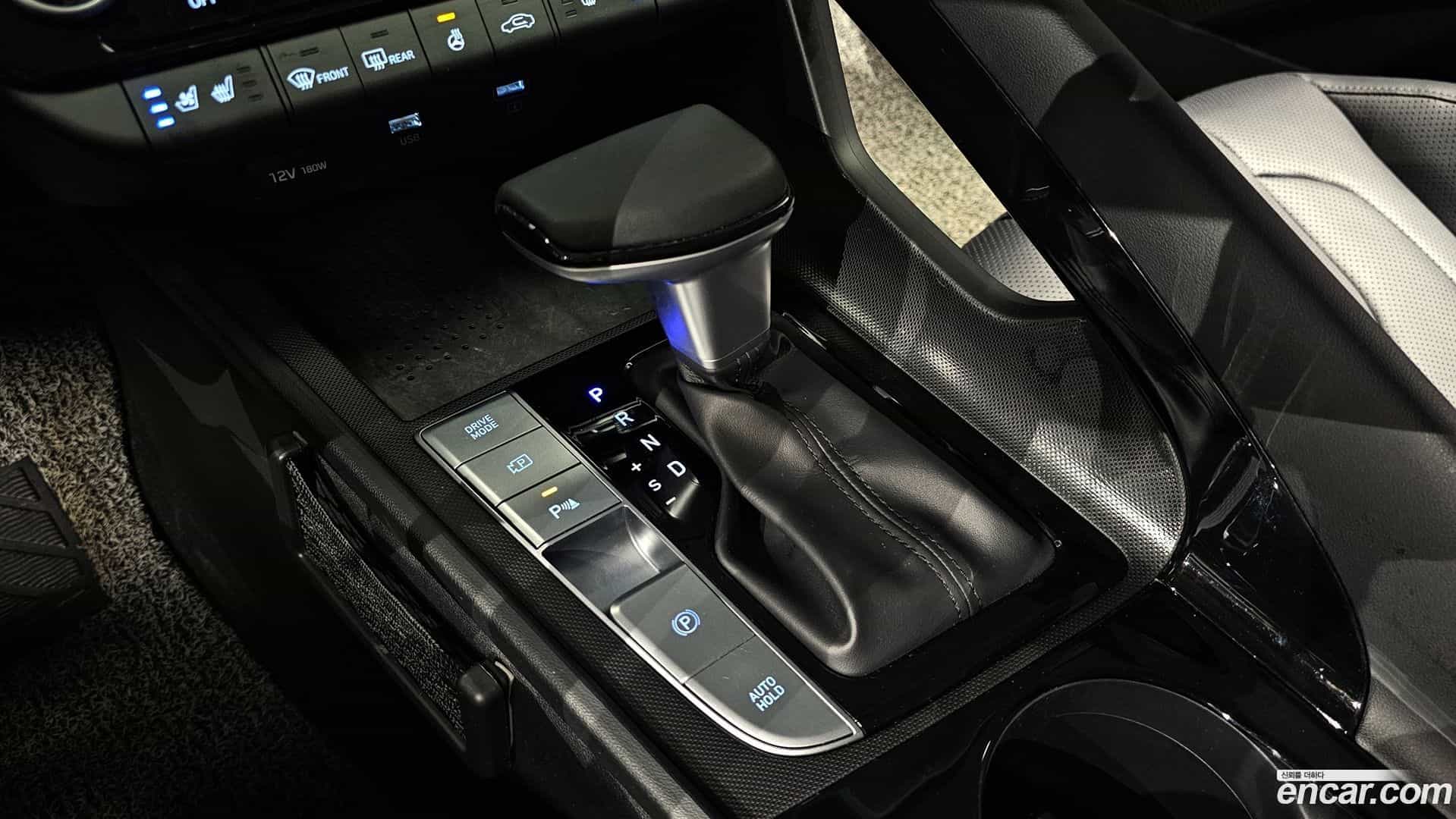 AVANTE Hyundai 2020.4-INNER-009